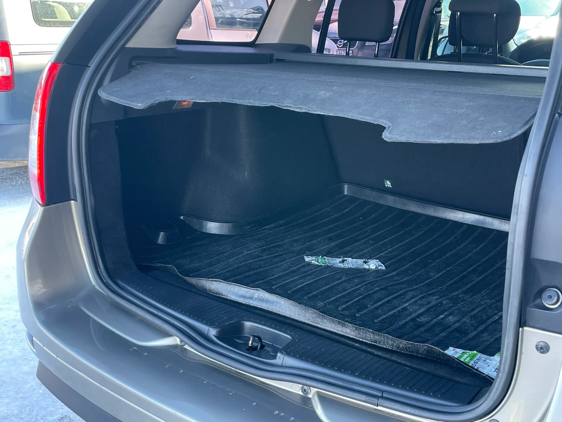 Renault Logan MCV — фото 14