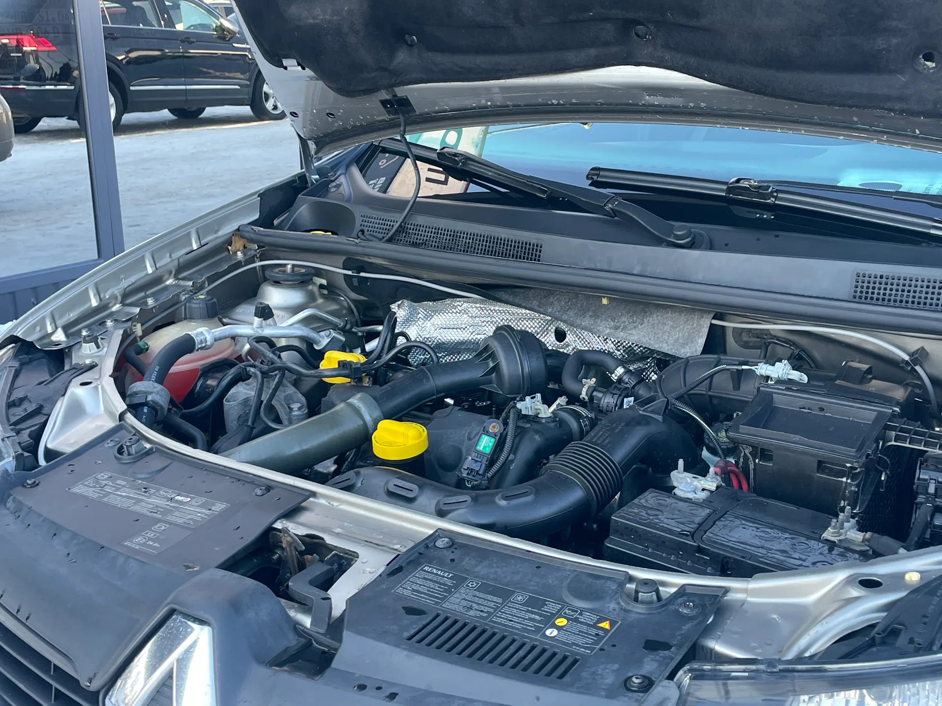 Renault Logan MCV — фото 15