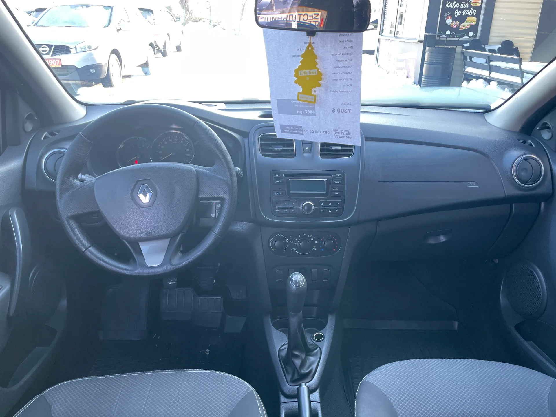 Renault Logan MCV — фото 10