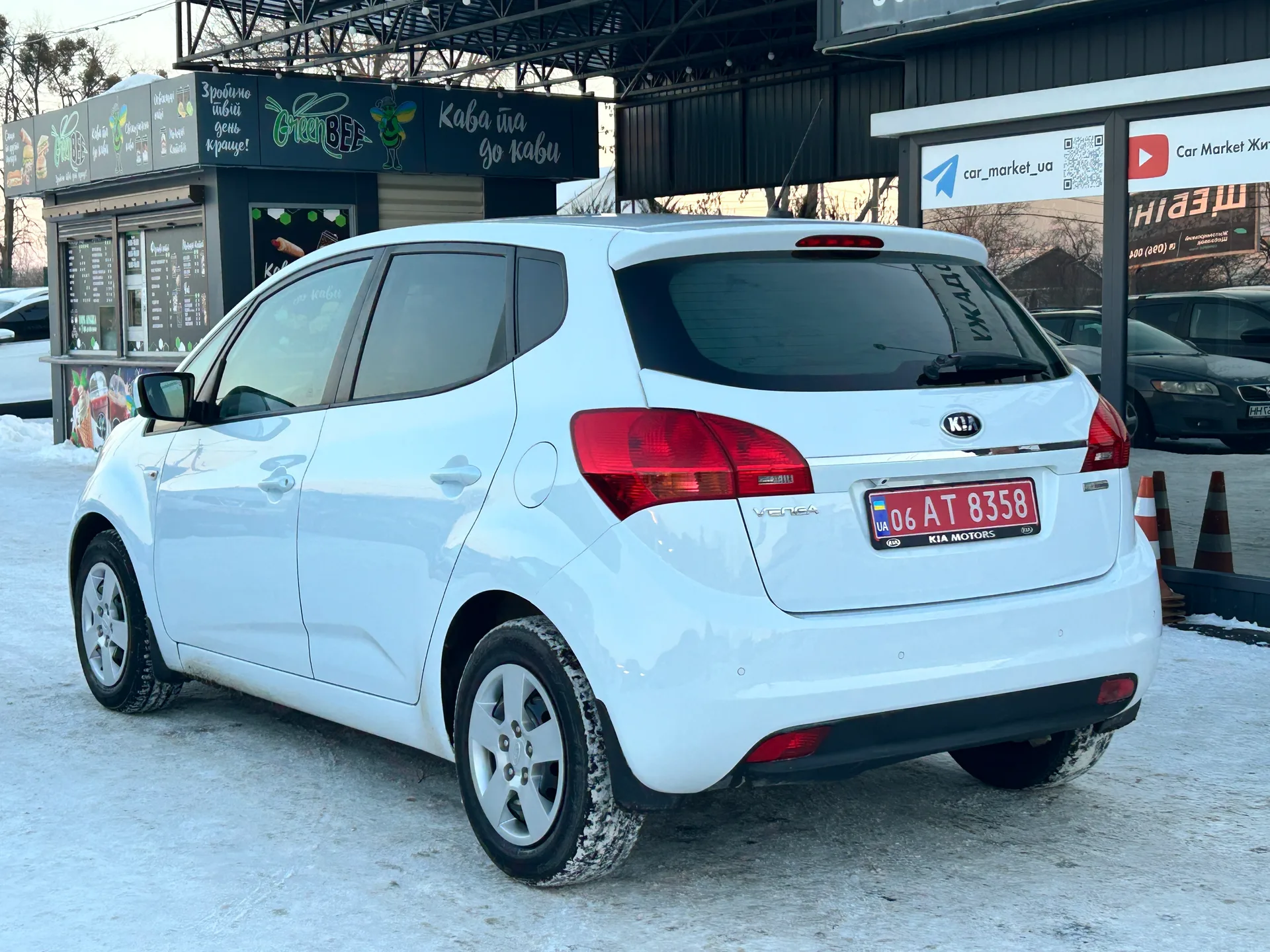 Kia Venga — фото 4
