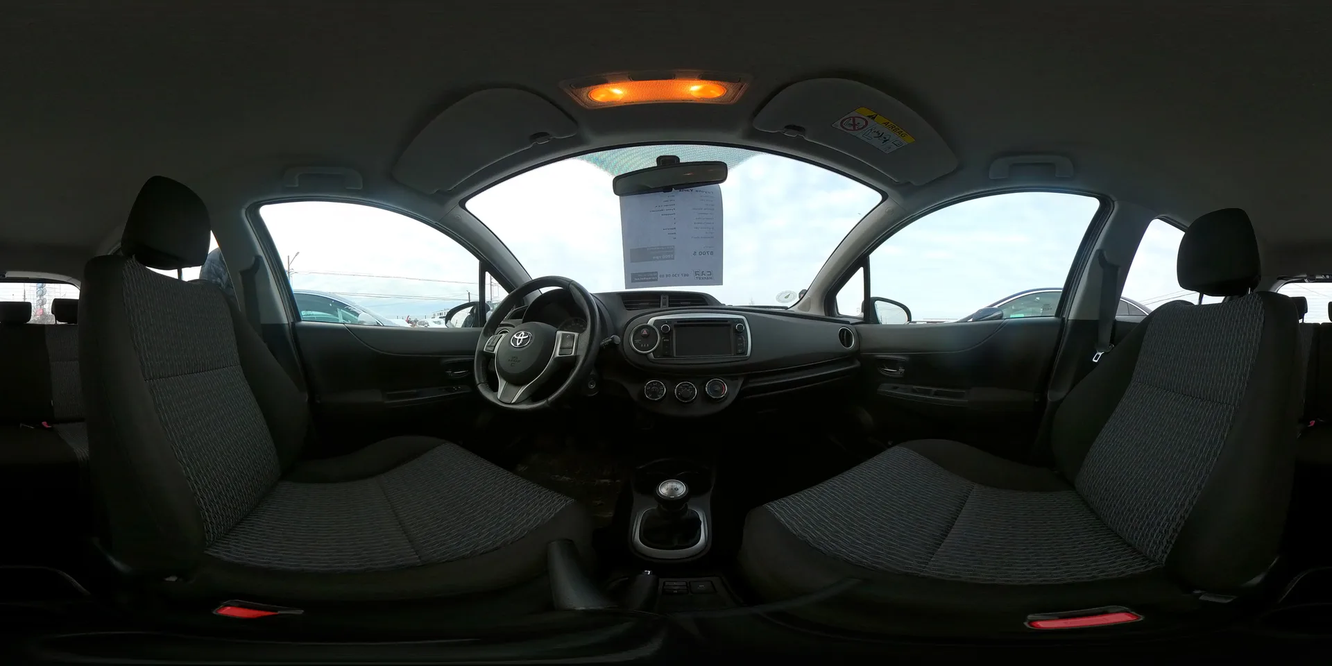 Toyota Yaris — 360°