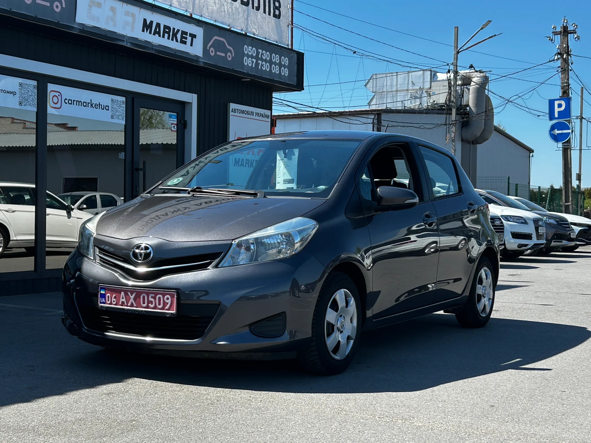 Toyota Yaris — фото 2