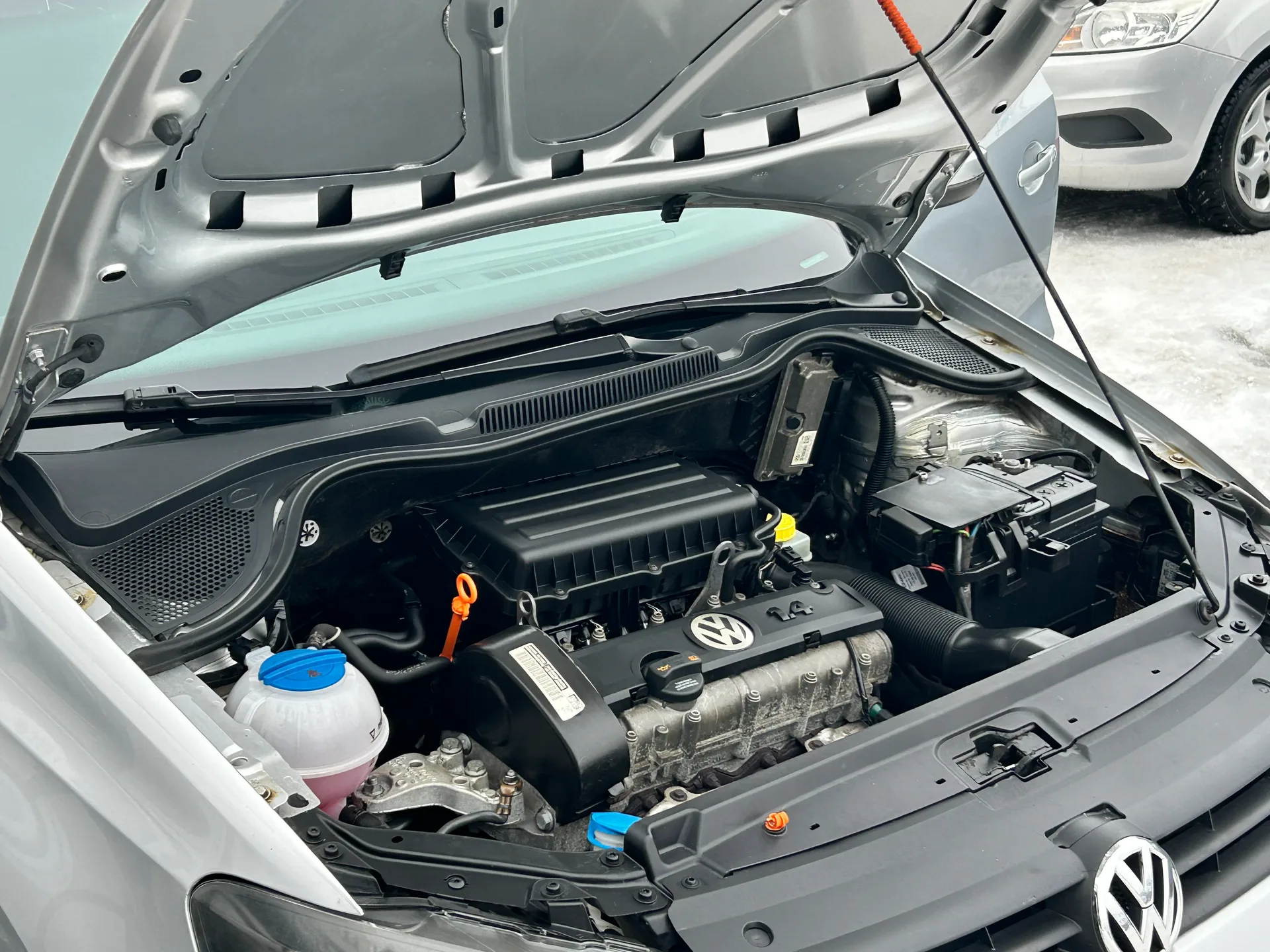 Volkswagen Polo — фото 10