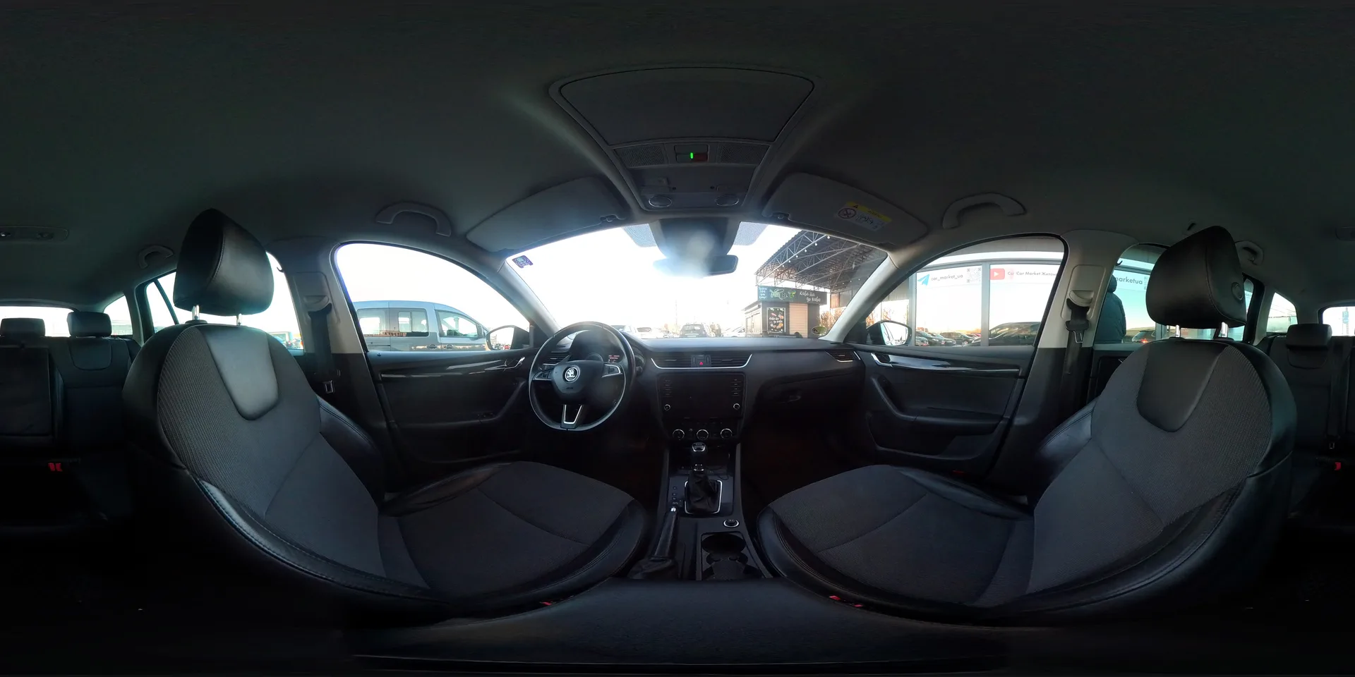 Skoda Octavia — 360°