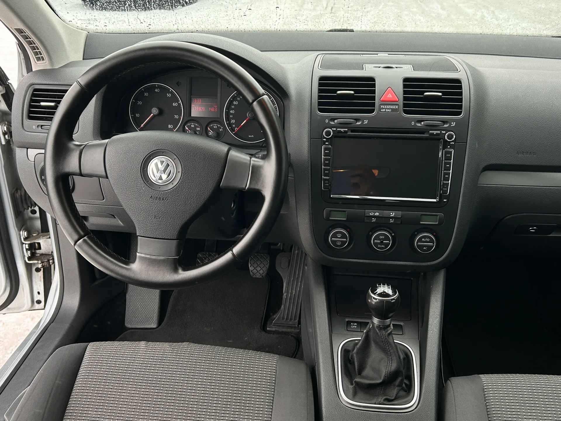 Volkswagen Golf — фото 7