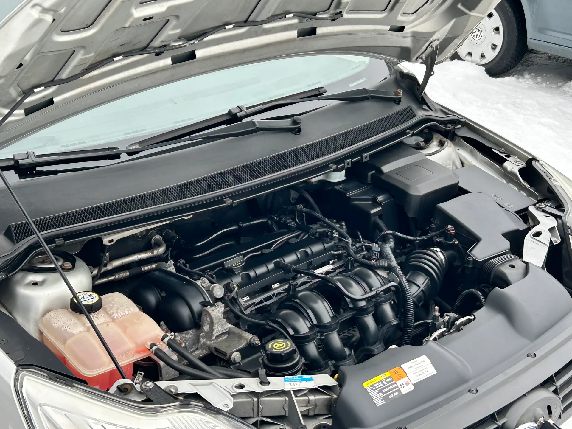 Ford Focus — фото 9