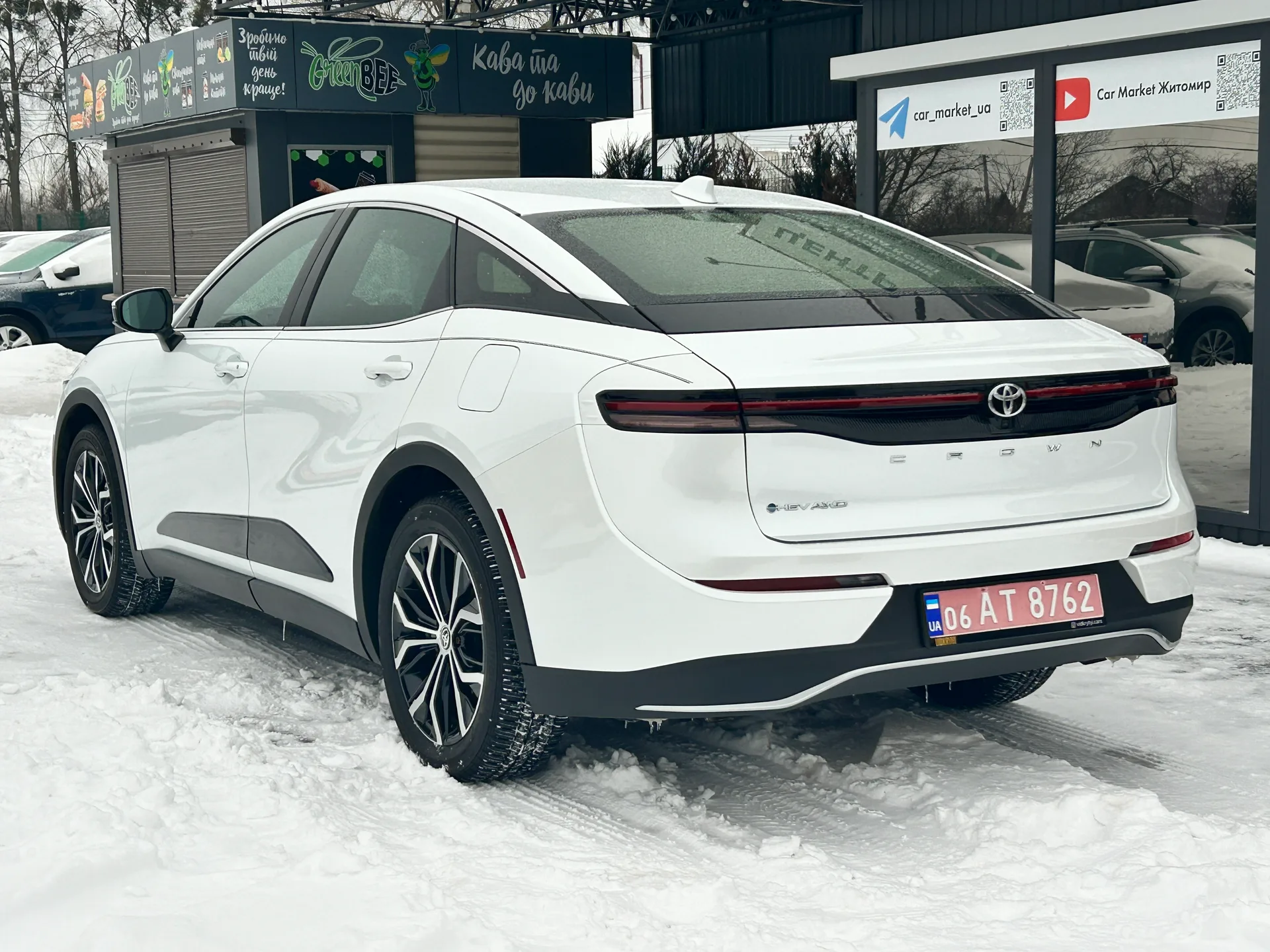 Toyota Crown — фото 4