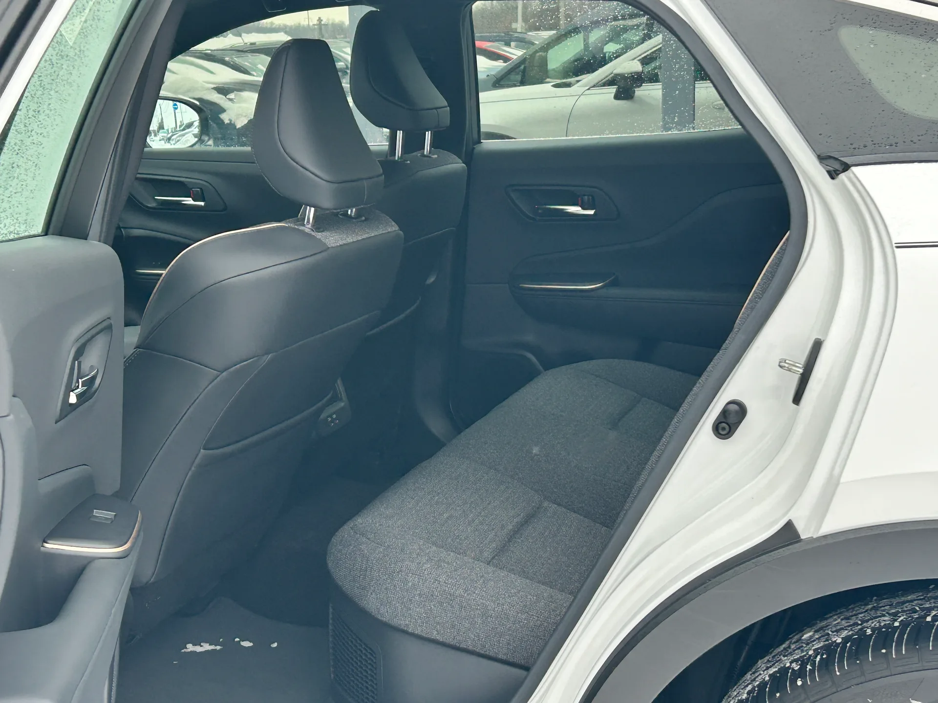 Toyota Crown — фото 6