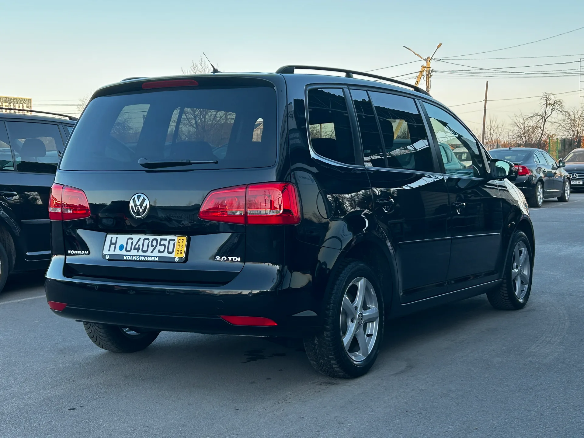 Volkswagen Touran — фото 3