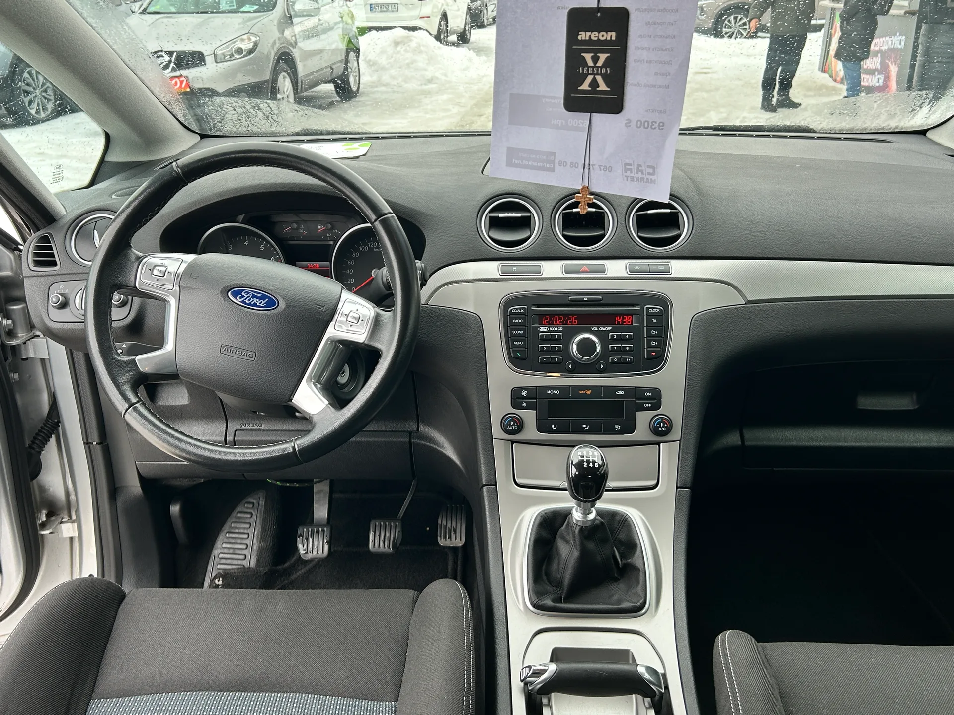 Ford S-Max — фото 6