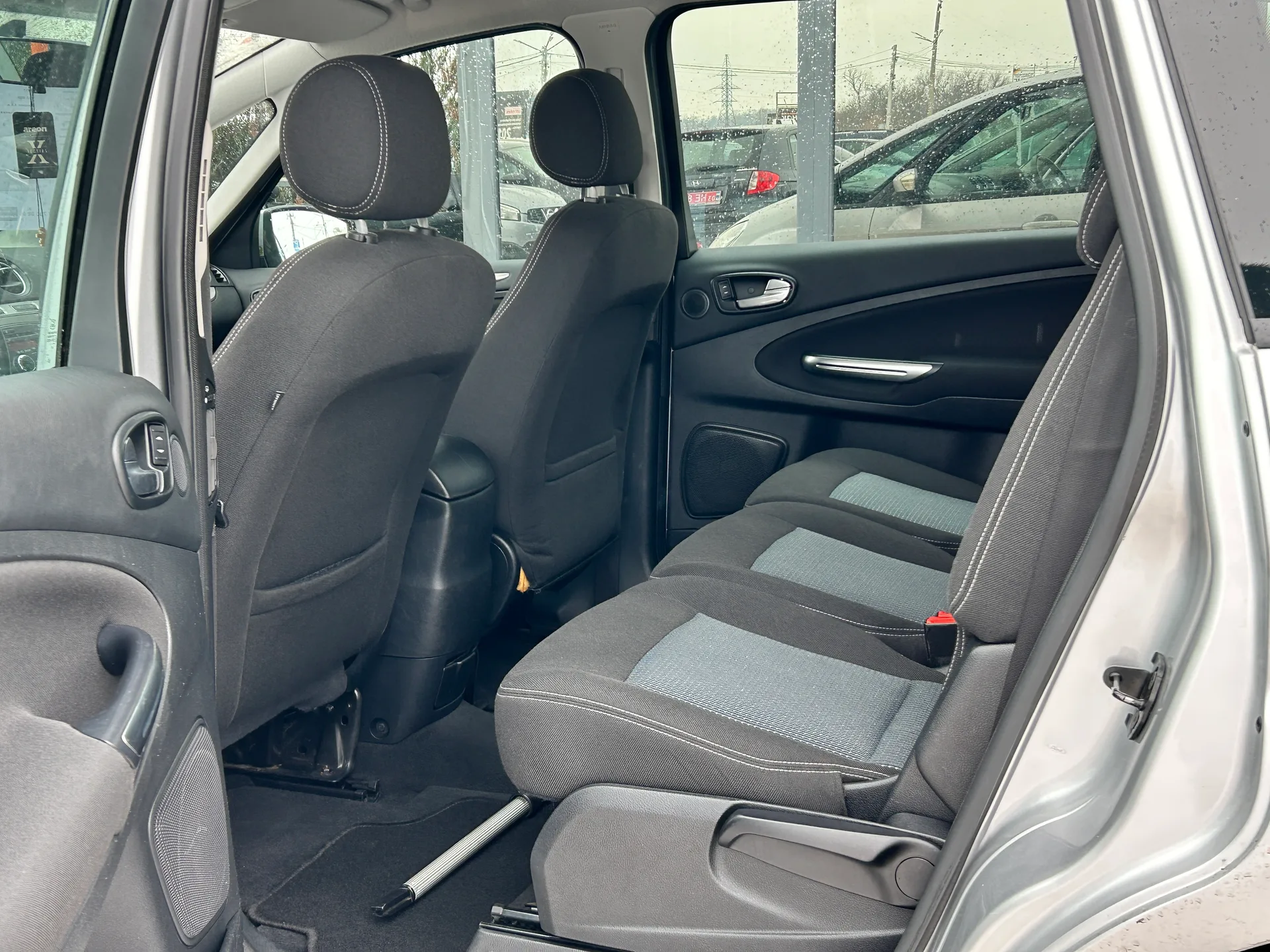 Ford S-Max — фото 7