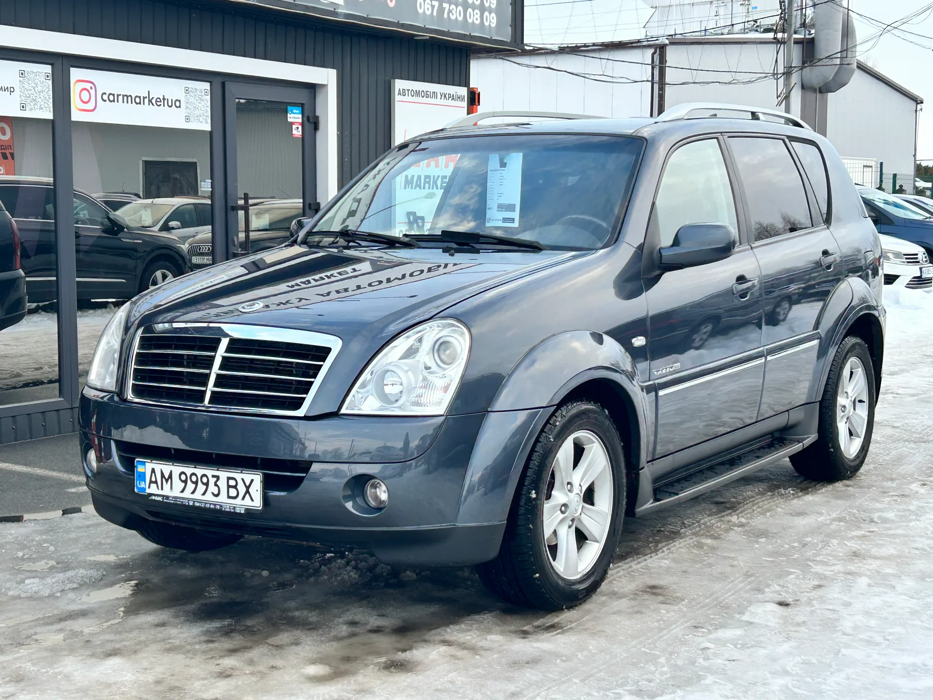 SsangYong Rexton — фото 1