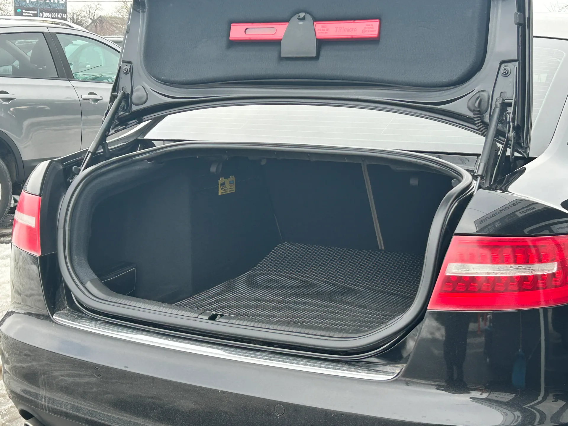 Audi A6 — фото 8