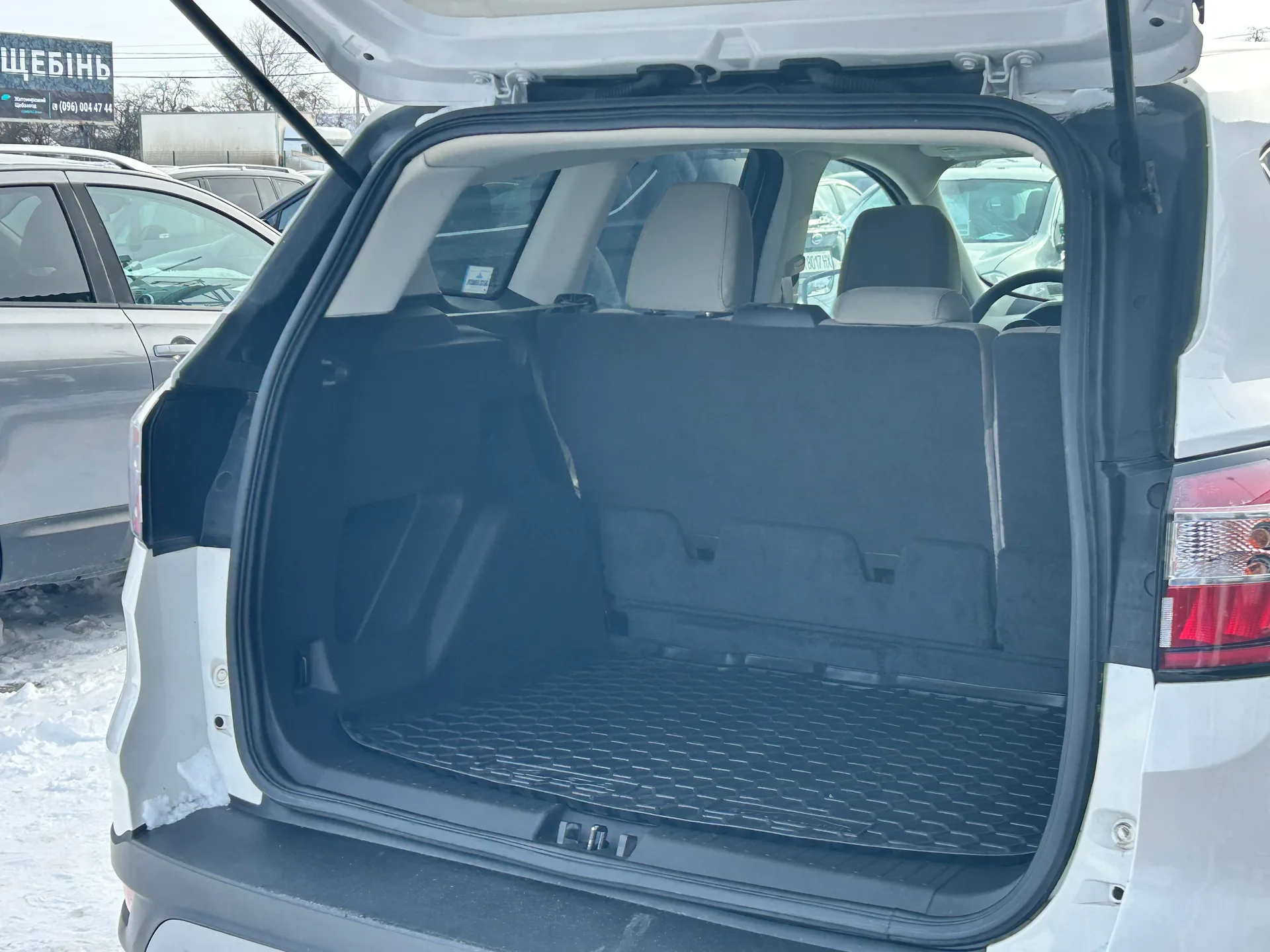 Ford Escape — фото 8