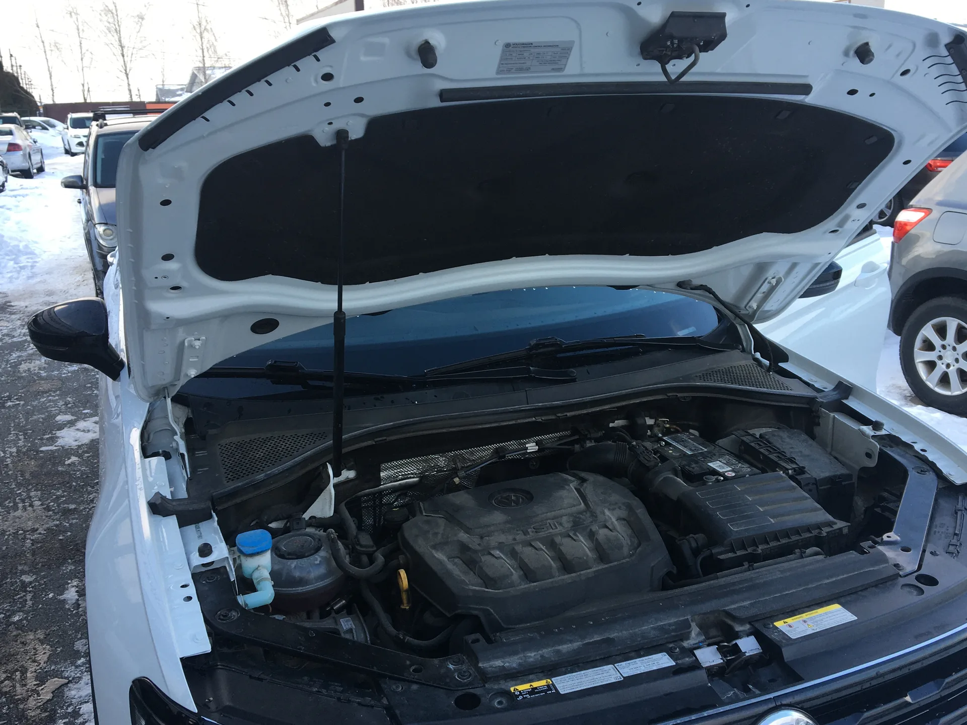 Volkswagen Tiguan — фото 9