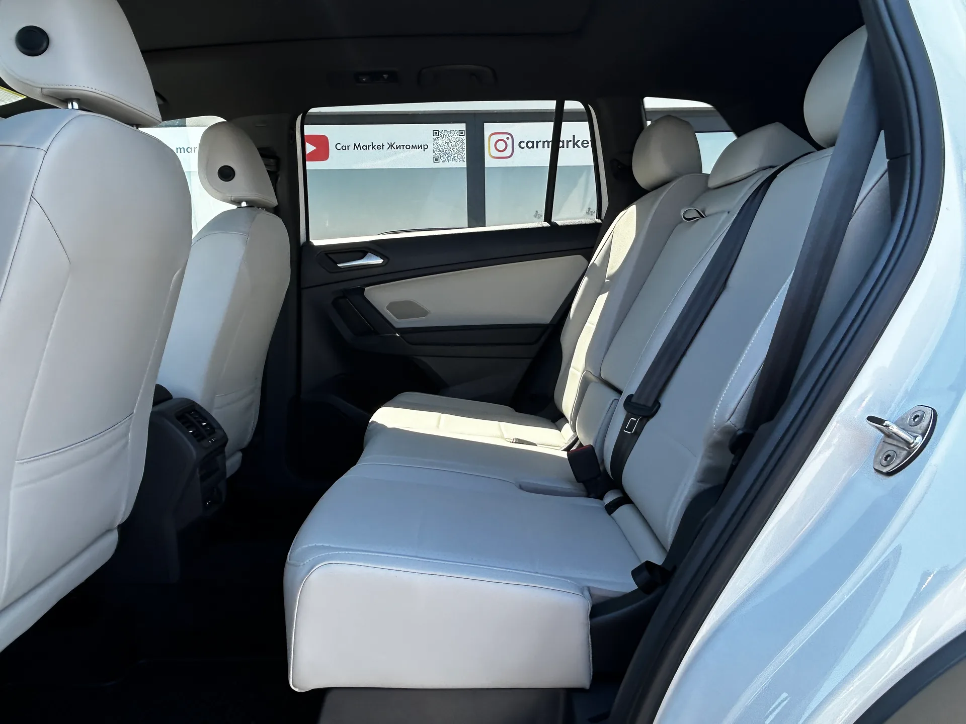 Volkswagen Tiguan — фото 7
