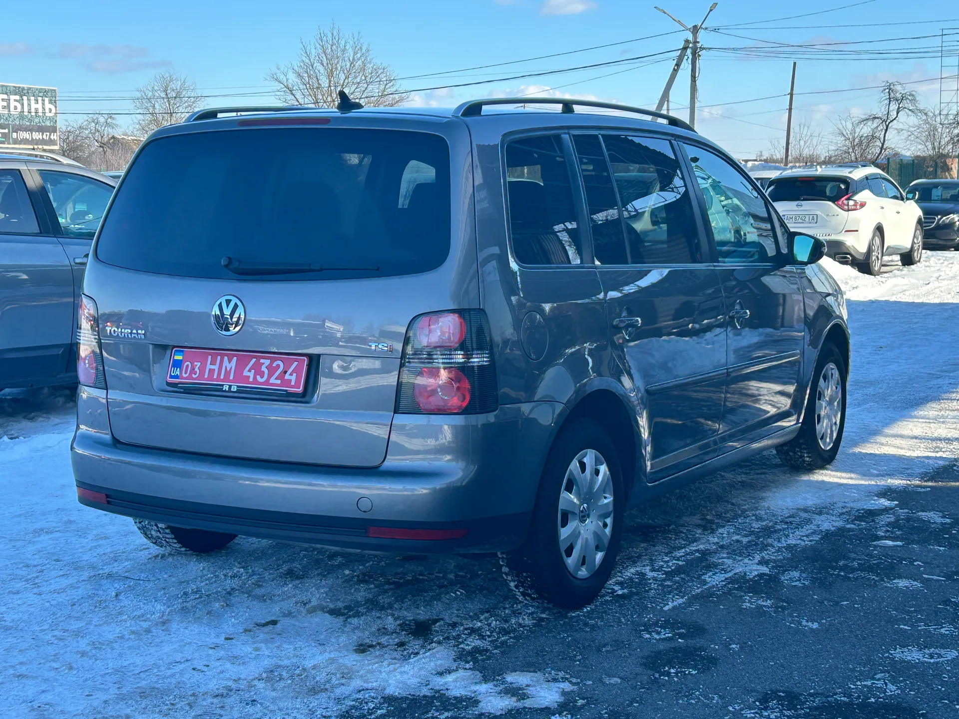 Volkswagen Touran — фото 3