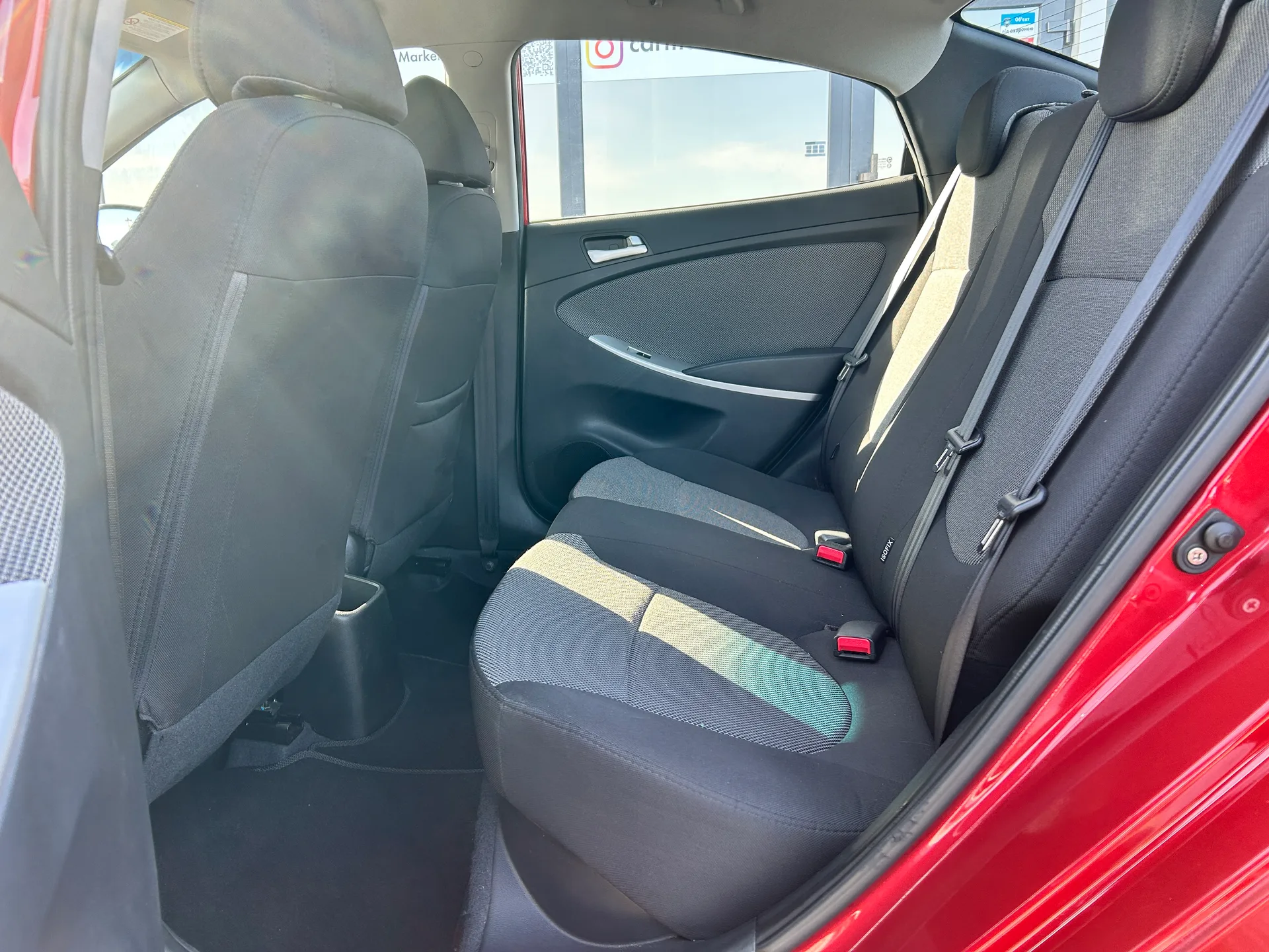 Hyundai Accent — фото 7