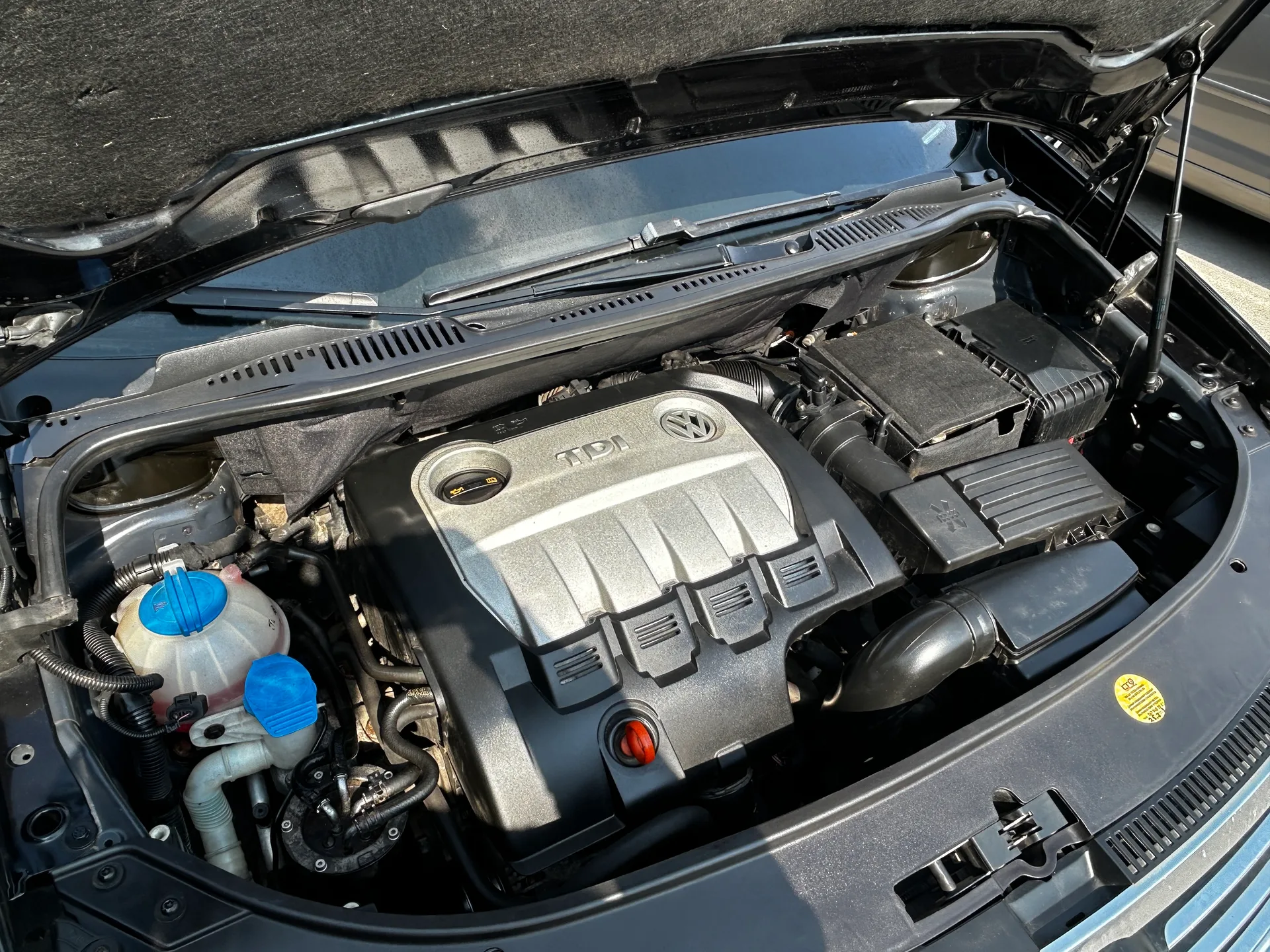 Volkswagen Touran — фото 9