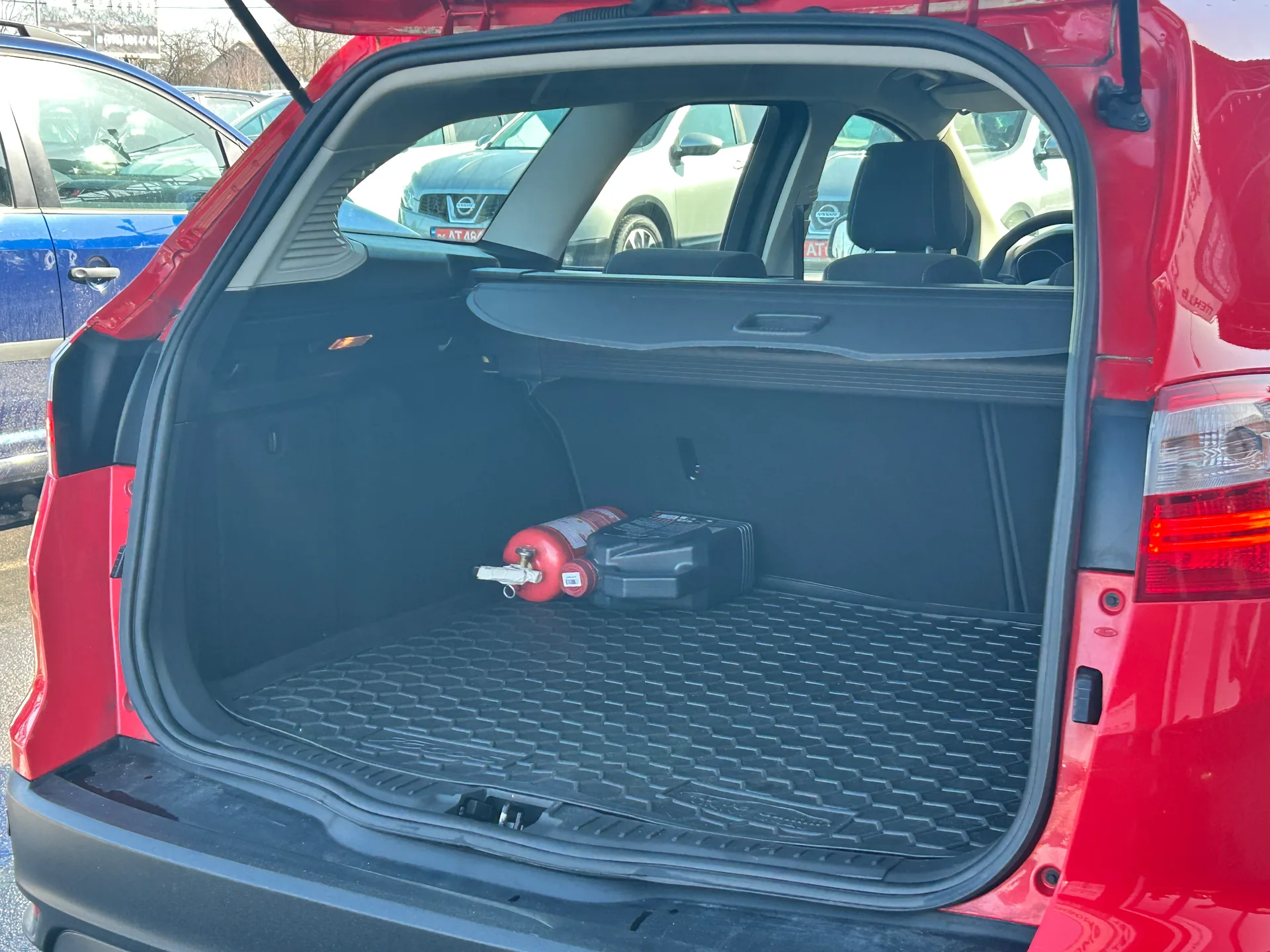 Ford Focus — фото 8