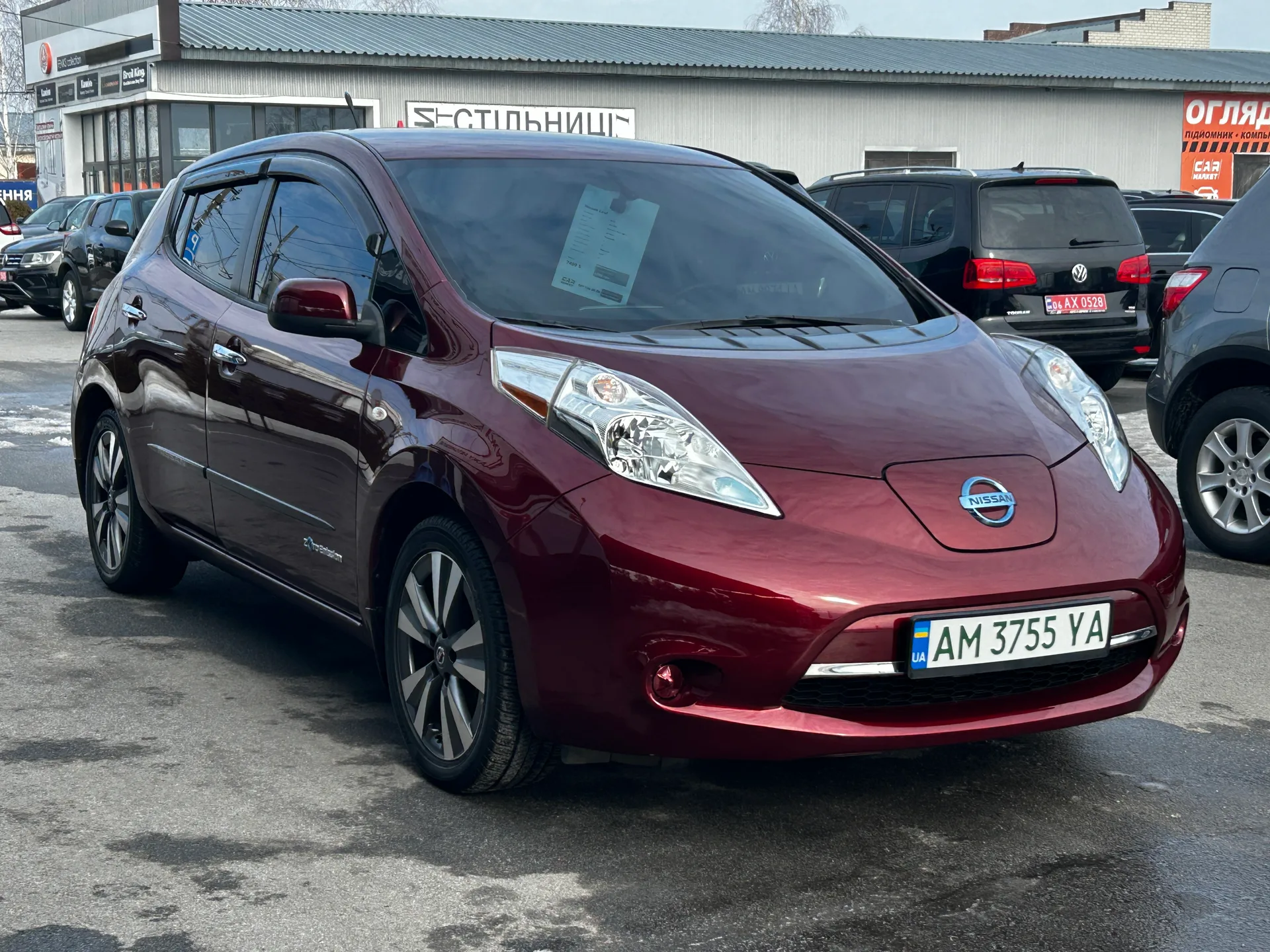 Nissan Leaf — фото 2