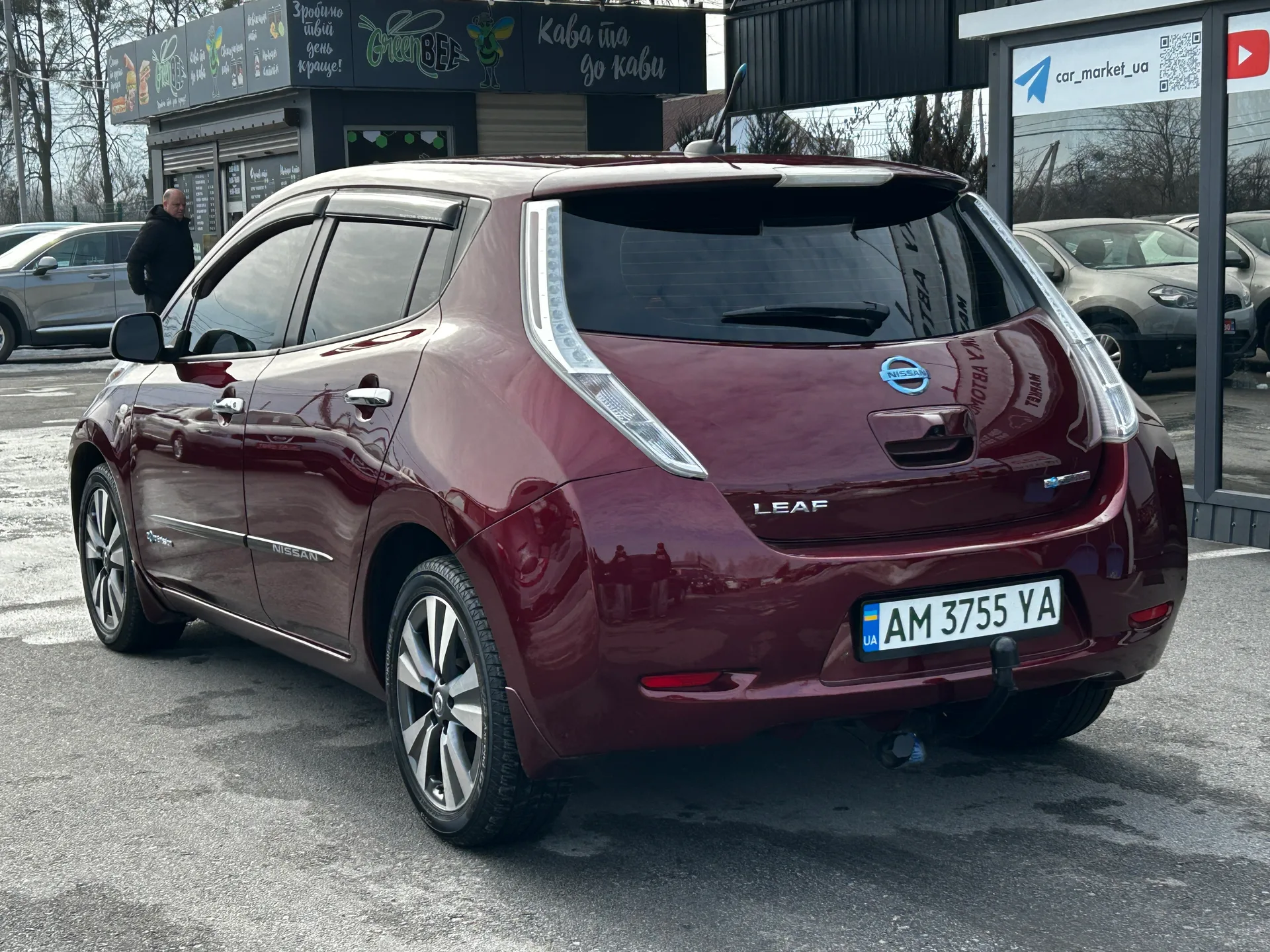 Nissan Leaf — фото 4