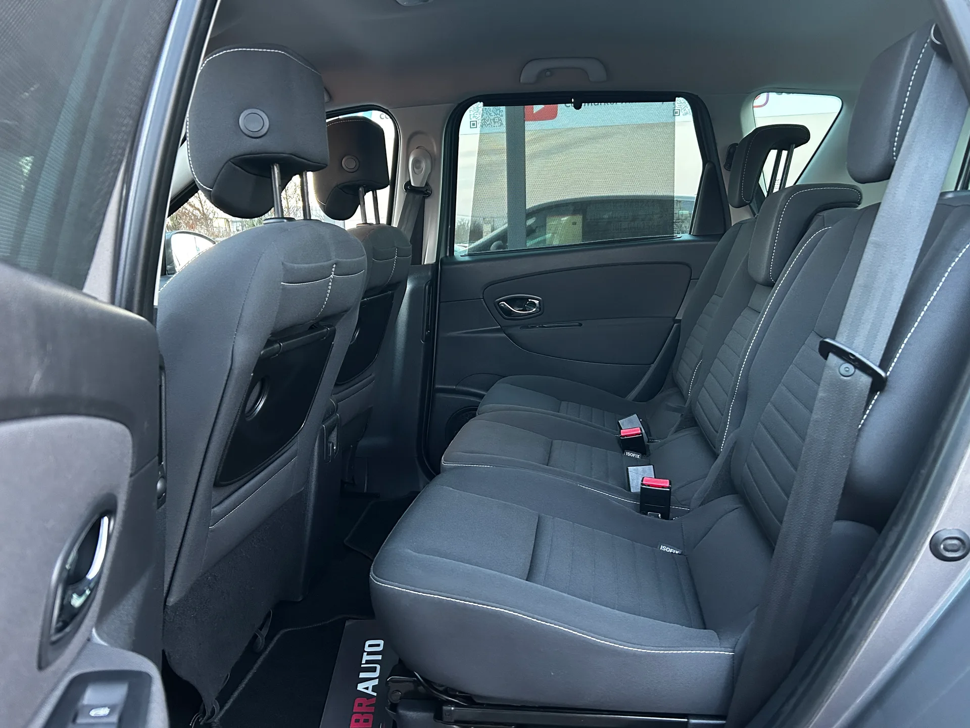 Renault Scenic — фото 7