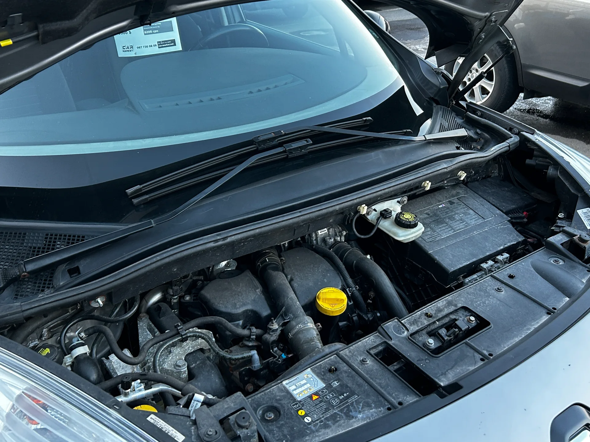 Renault Scenic — фото 9