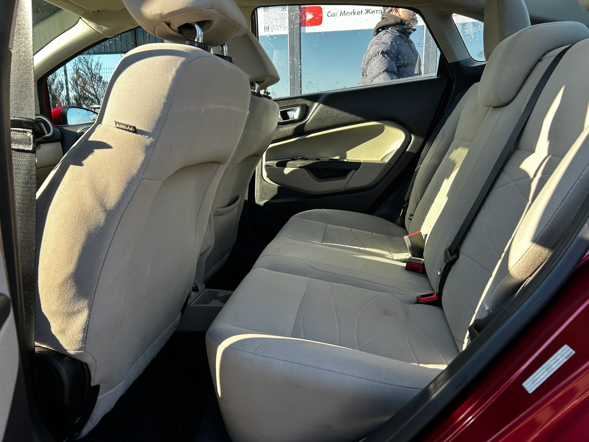 Ford Fiesta — фото 7