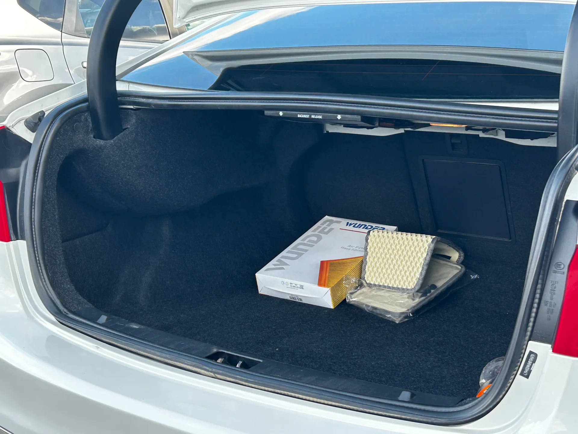 Volvo S60 — фото 8