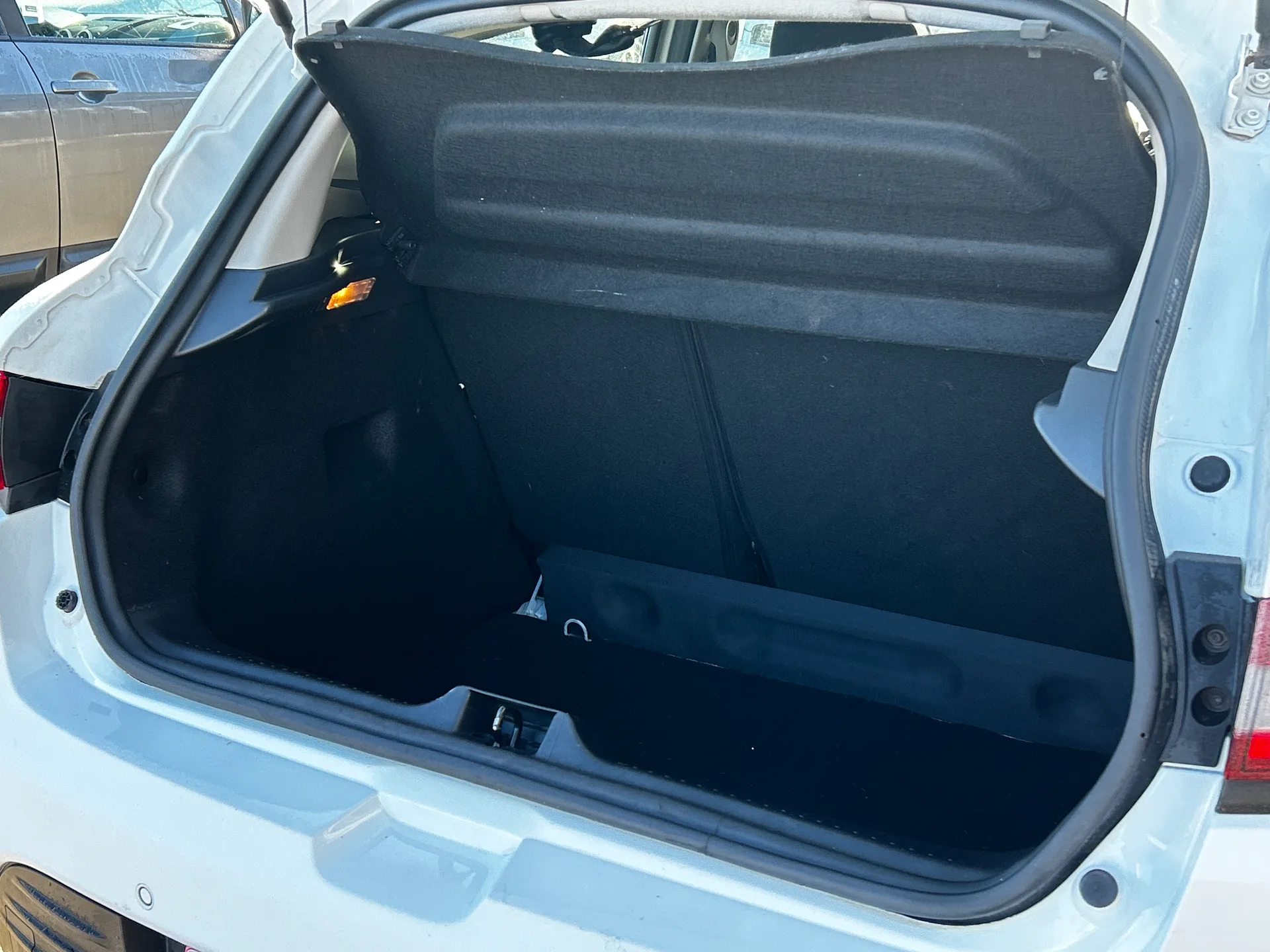 Renault Clio — фото 8