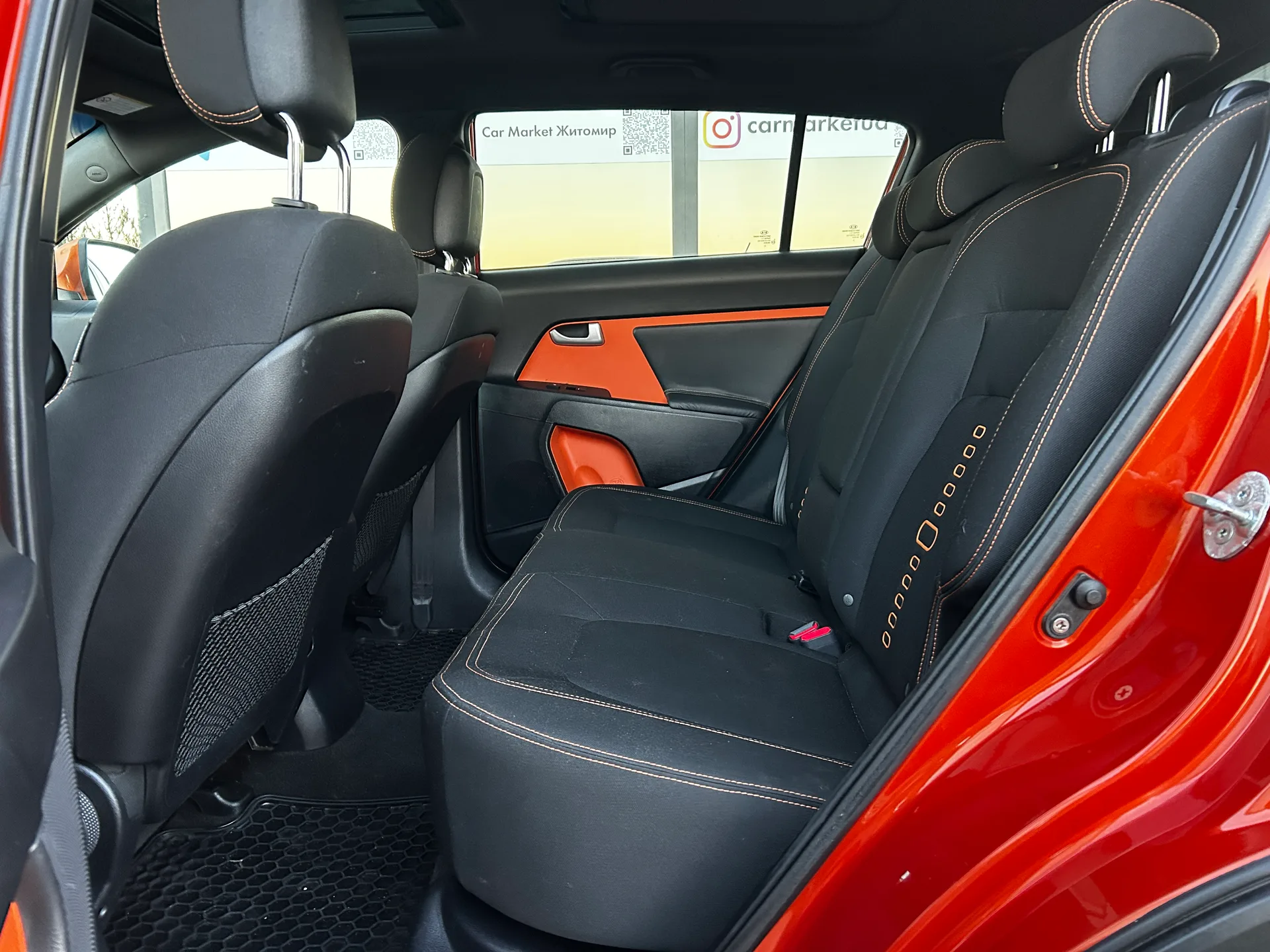 Kia Sportage — фото 7