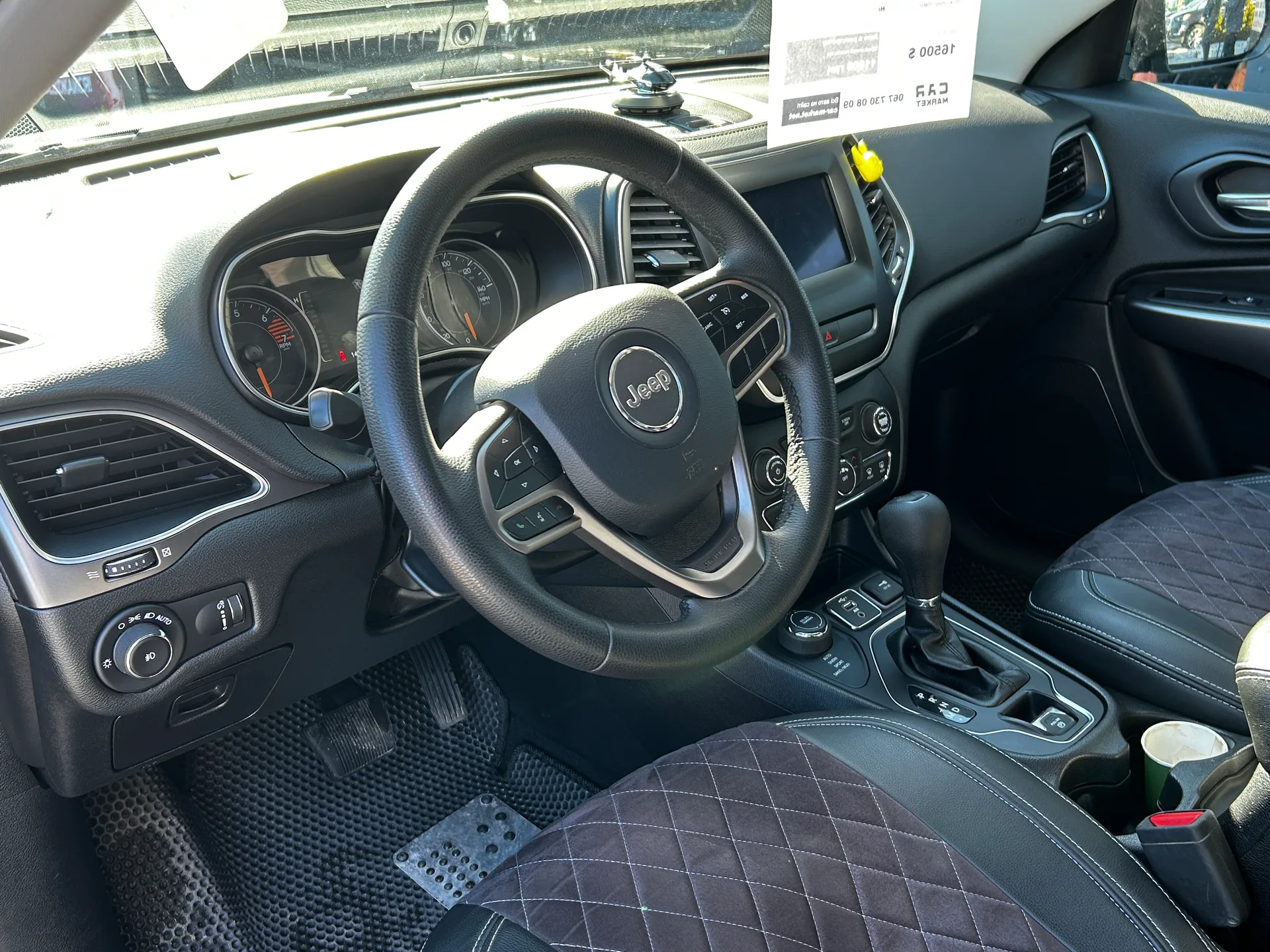 Jeep Cherokee — фото 5