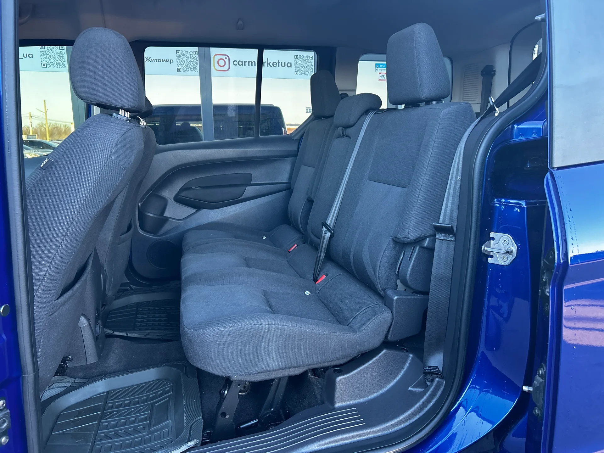 Ford Transit Connect — фото 7