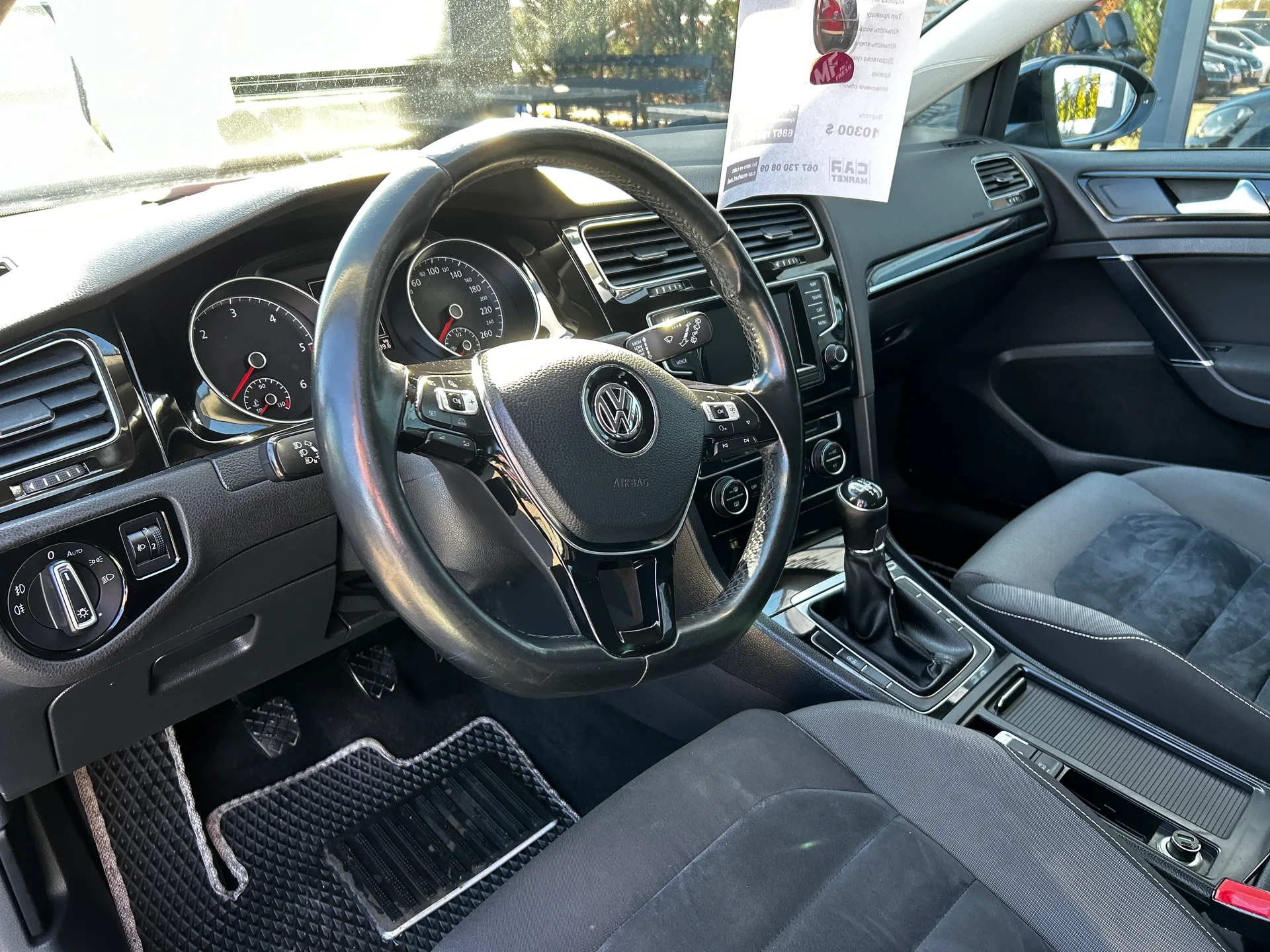 Volkswagen Golf — фото 5