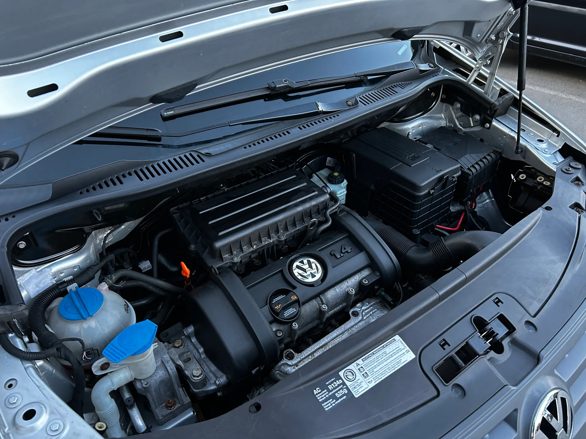 Volkswagen Caddy — фото 9
