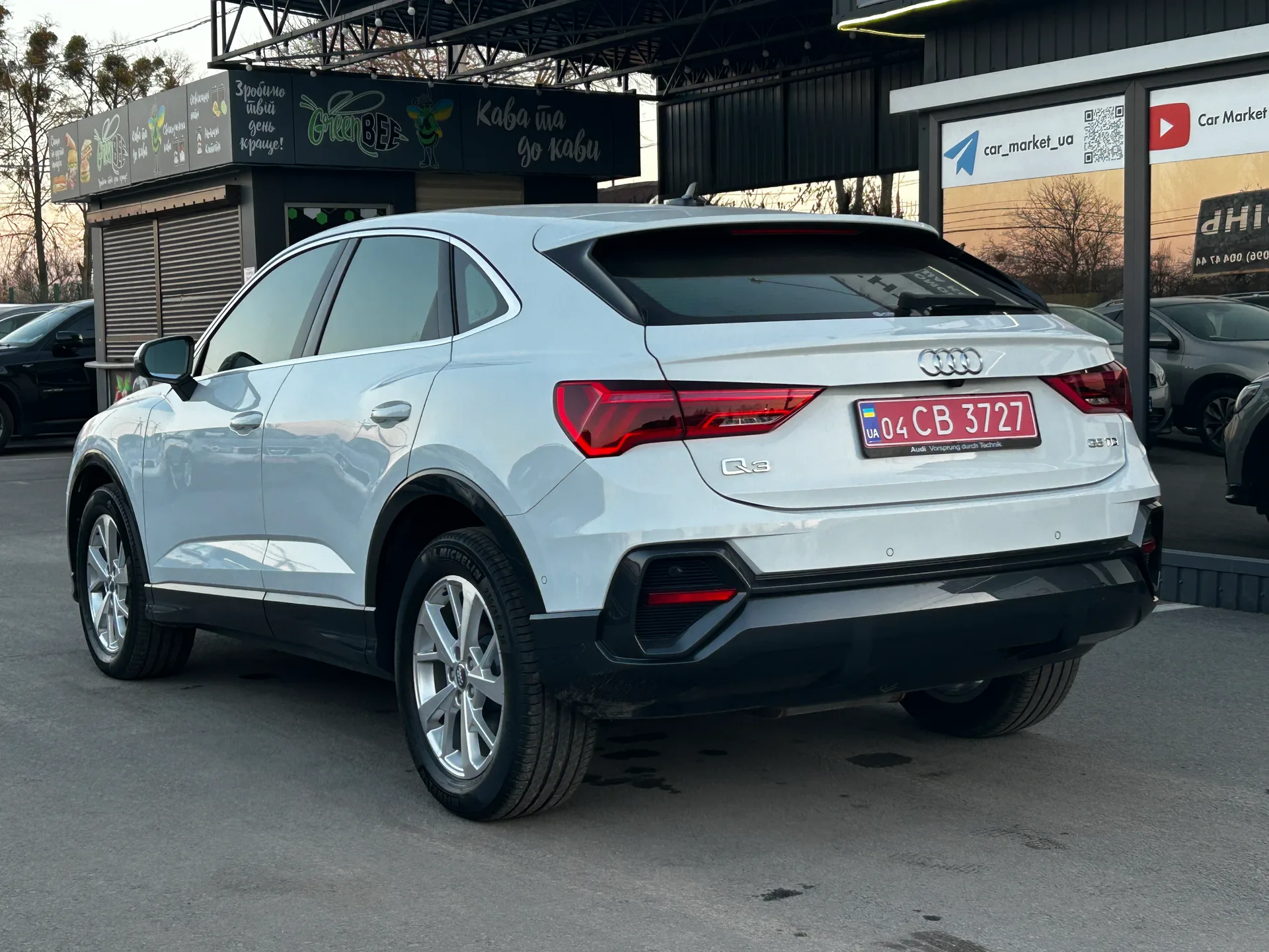 Audi Q3 Sportback — фото 4