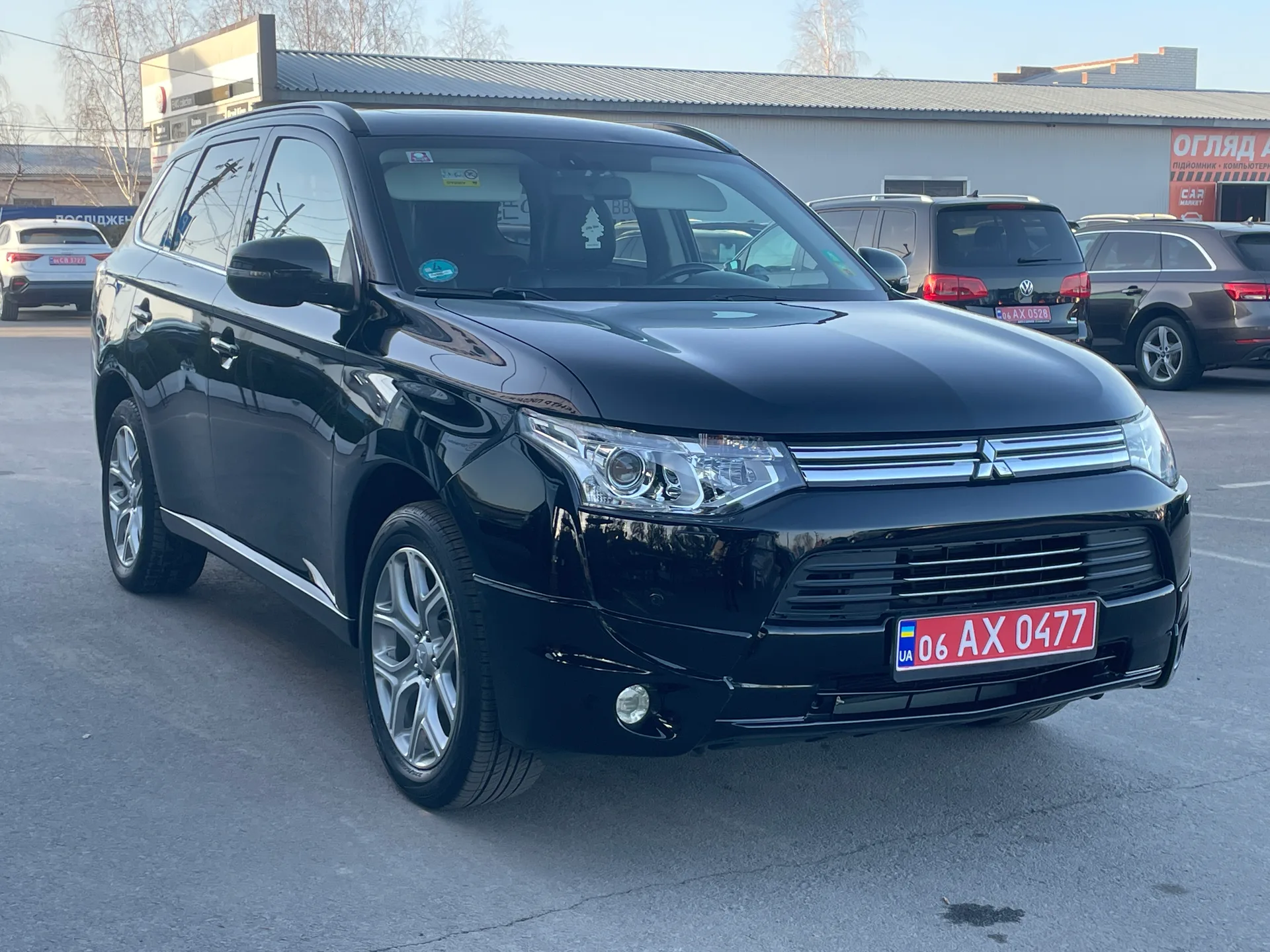 Mitsubishi Outlander — фото 2