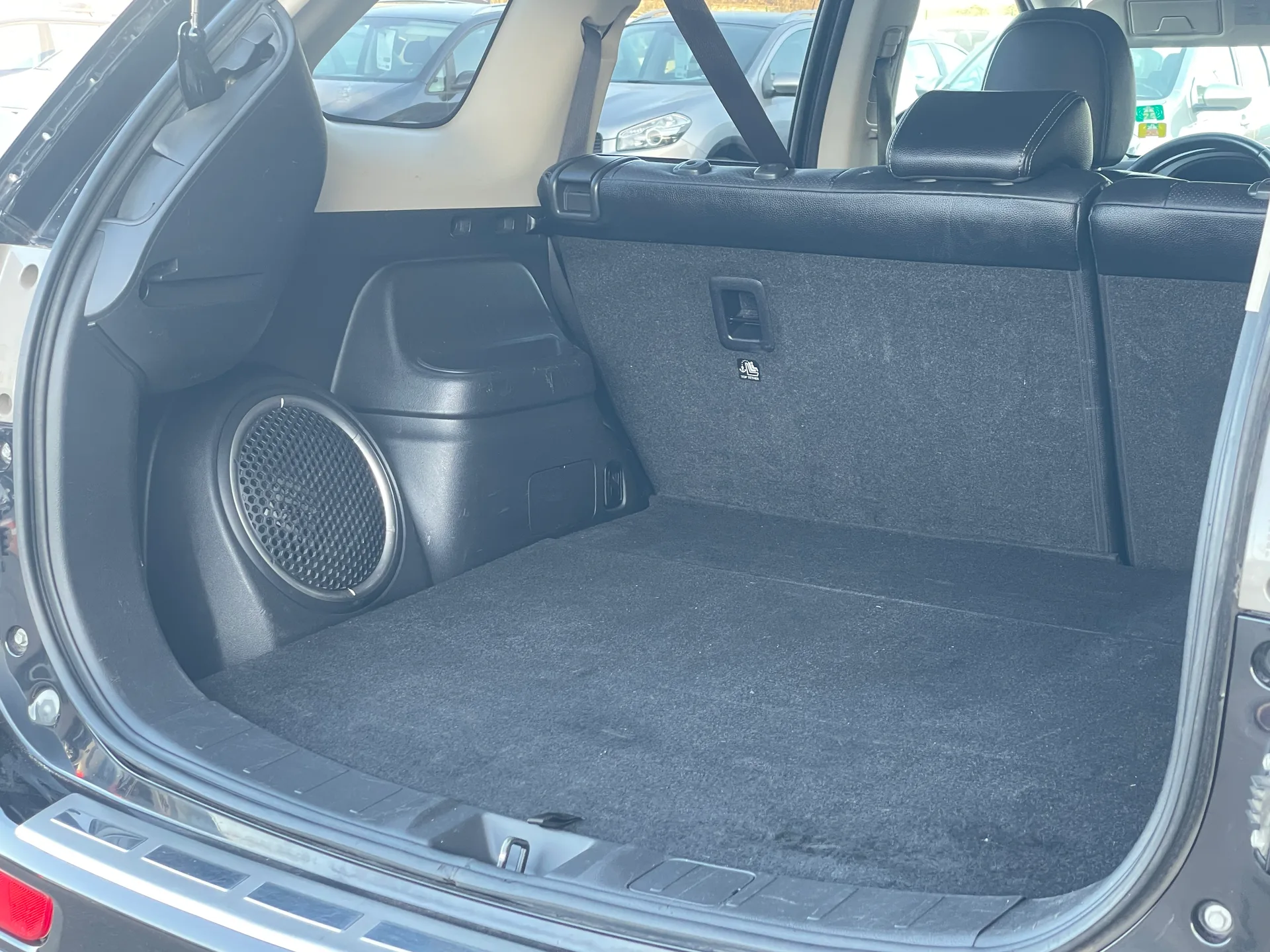 Mitsubishi Outlander — фото 17