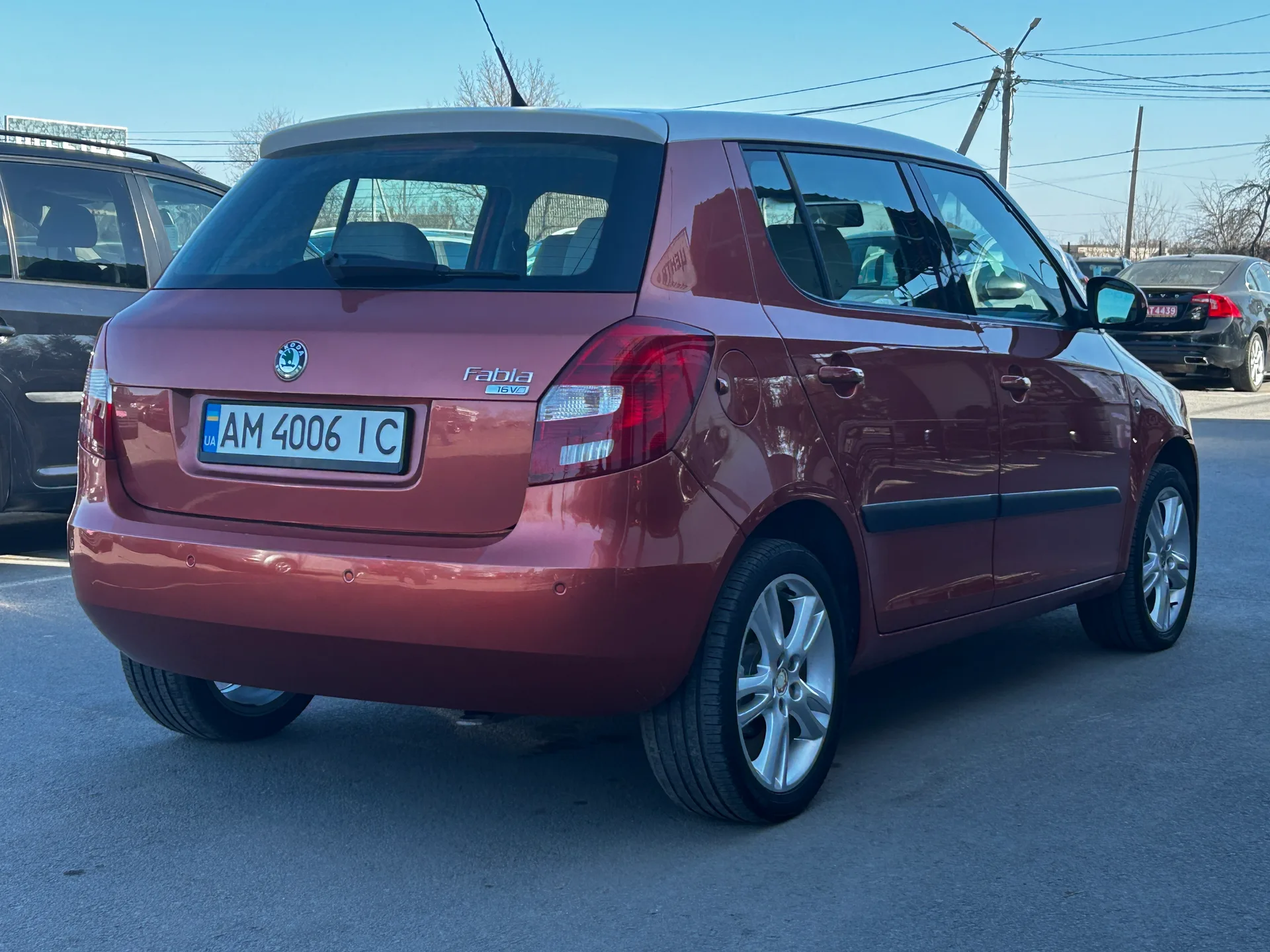 Skoda Fabia — фото 3