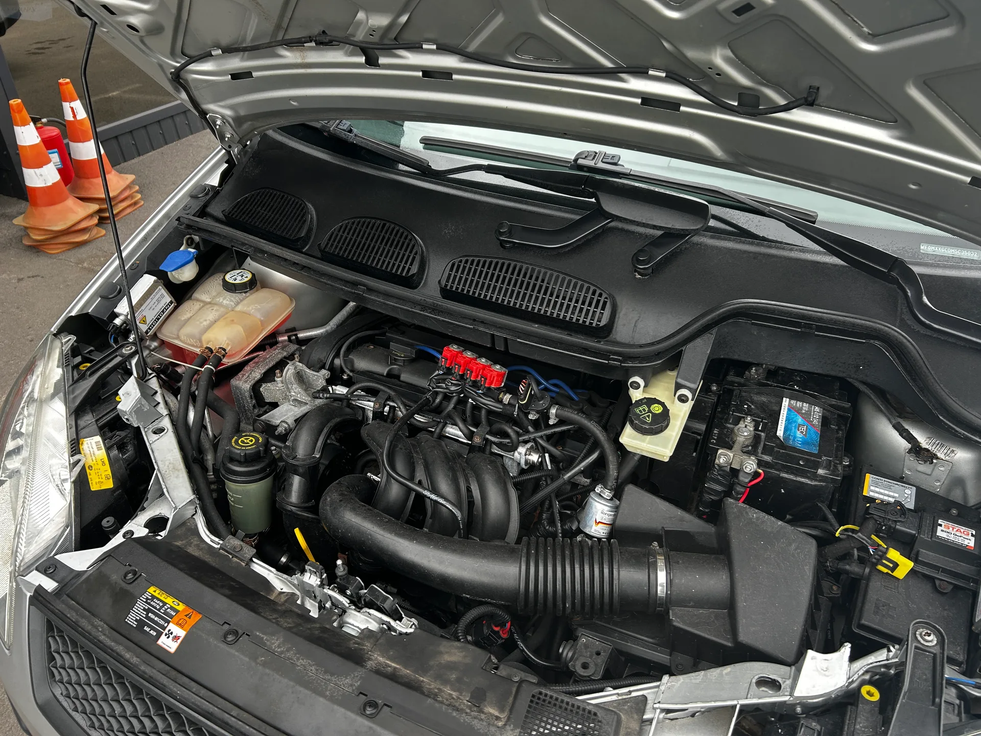 Ford Focus C-Max — фото 9