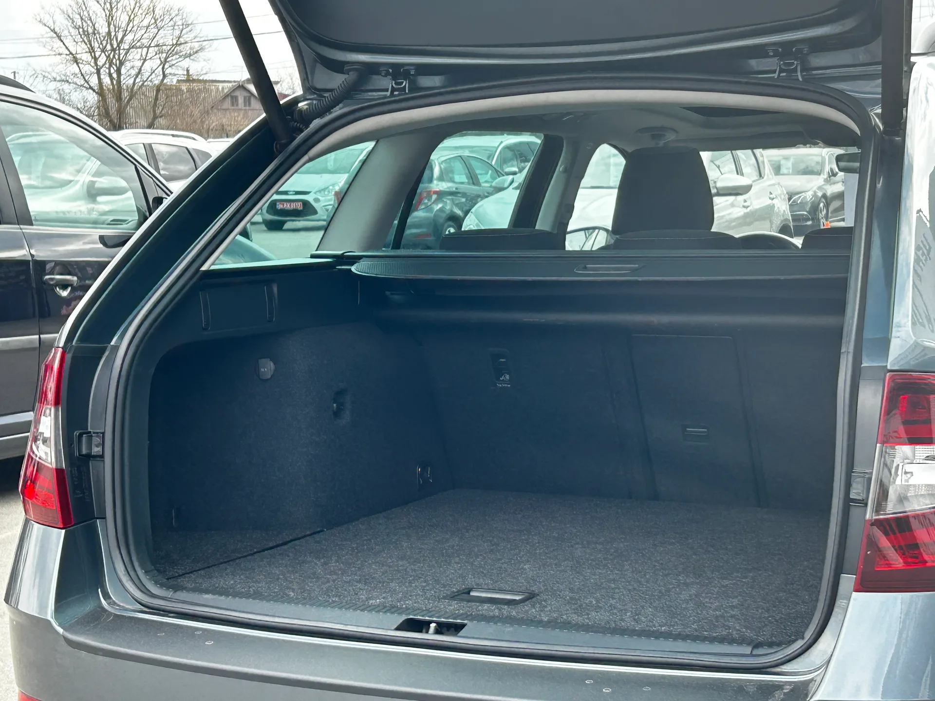 Skoda Octavia — фото 7