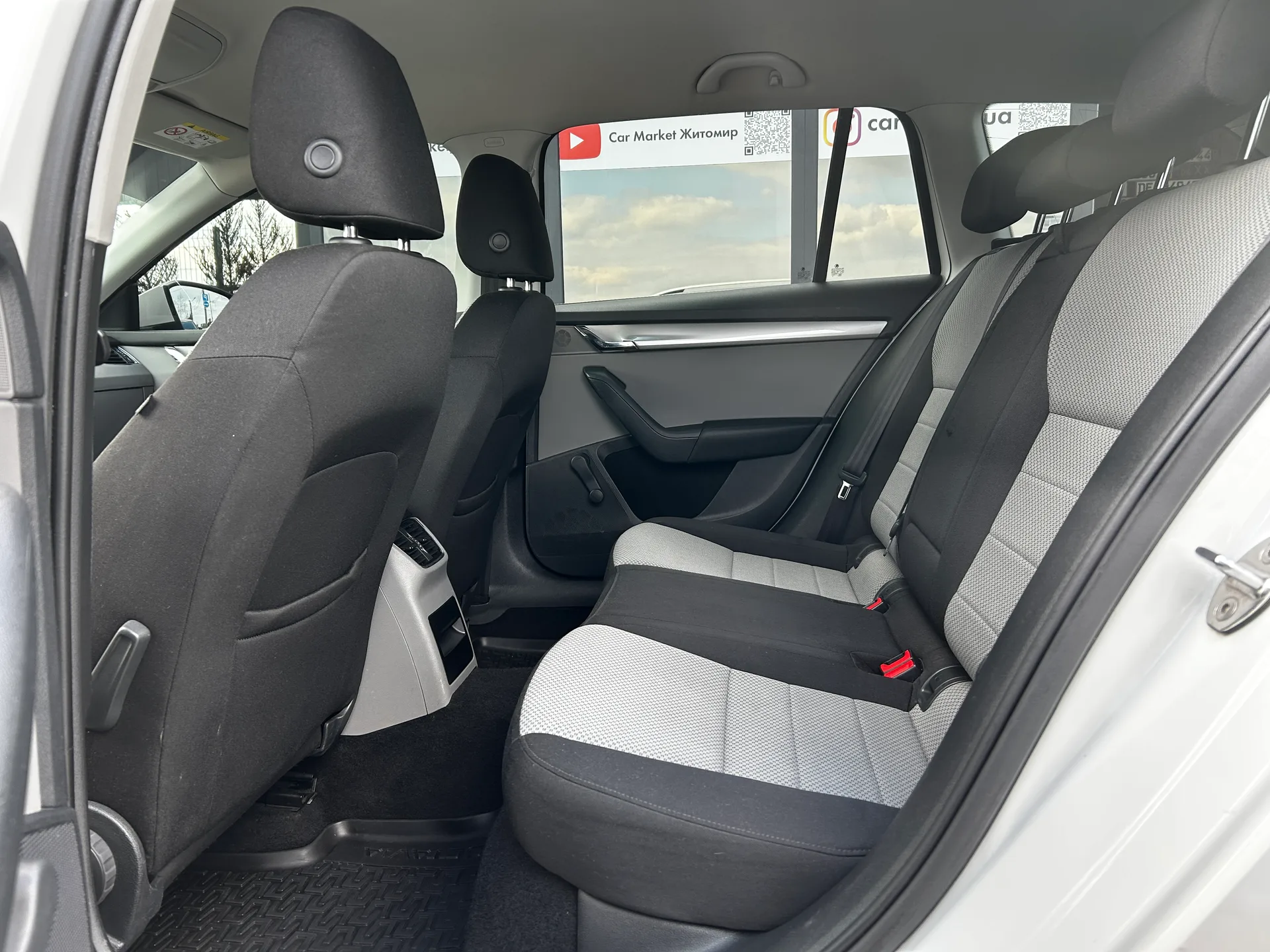 Skoda Octavia — фото 7