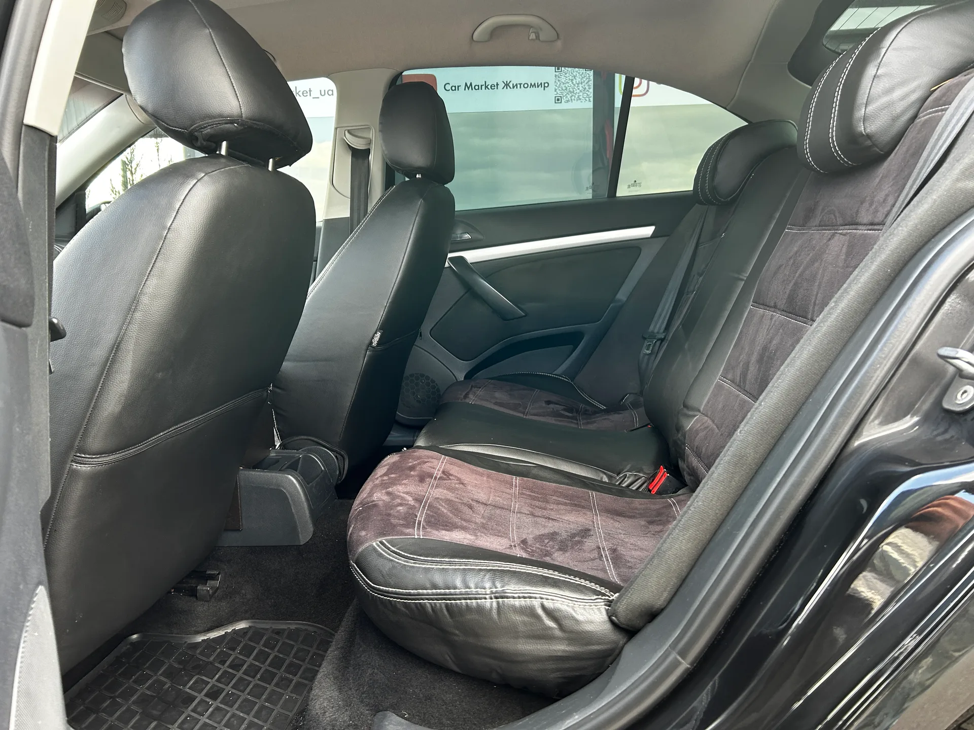 Skoda Octavia — фото 7