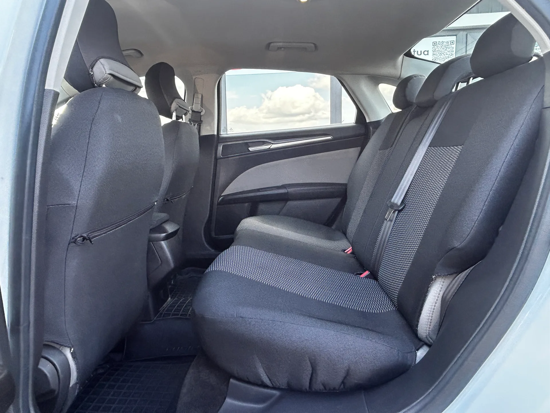 Ford Fusion — фото 7