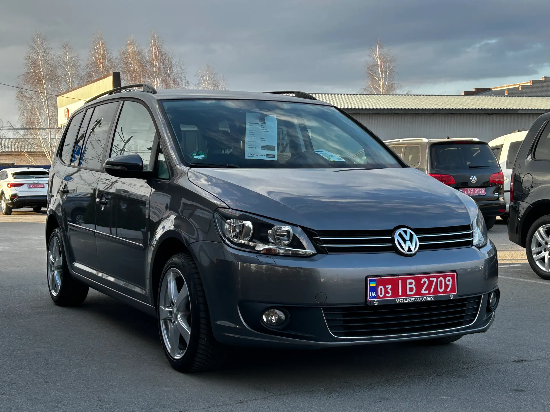 Volkswagen Touran — фото 2
