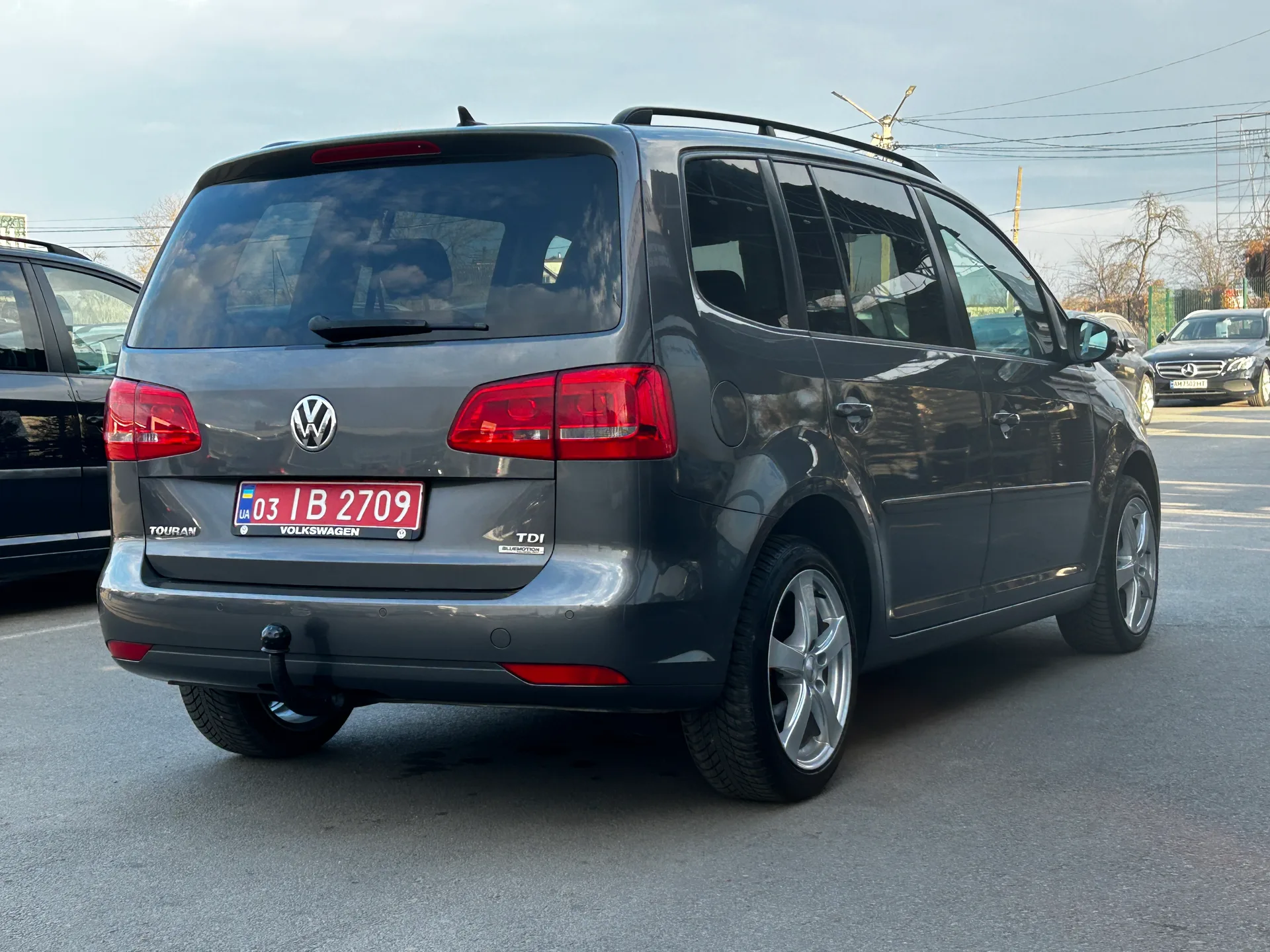 Volkswagen Touran — фото 3