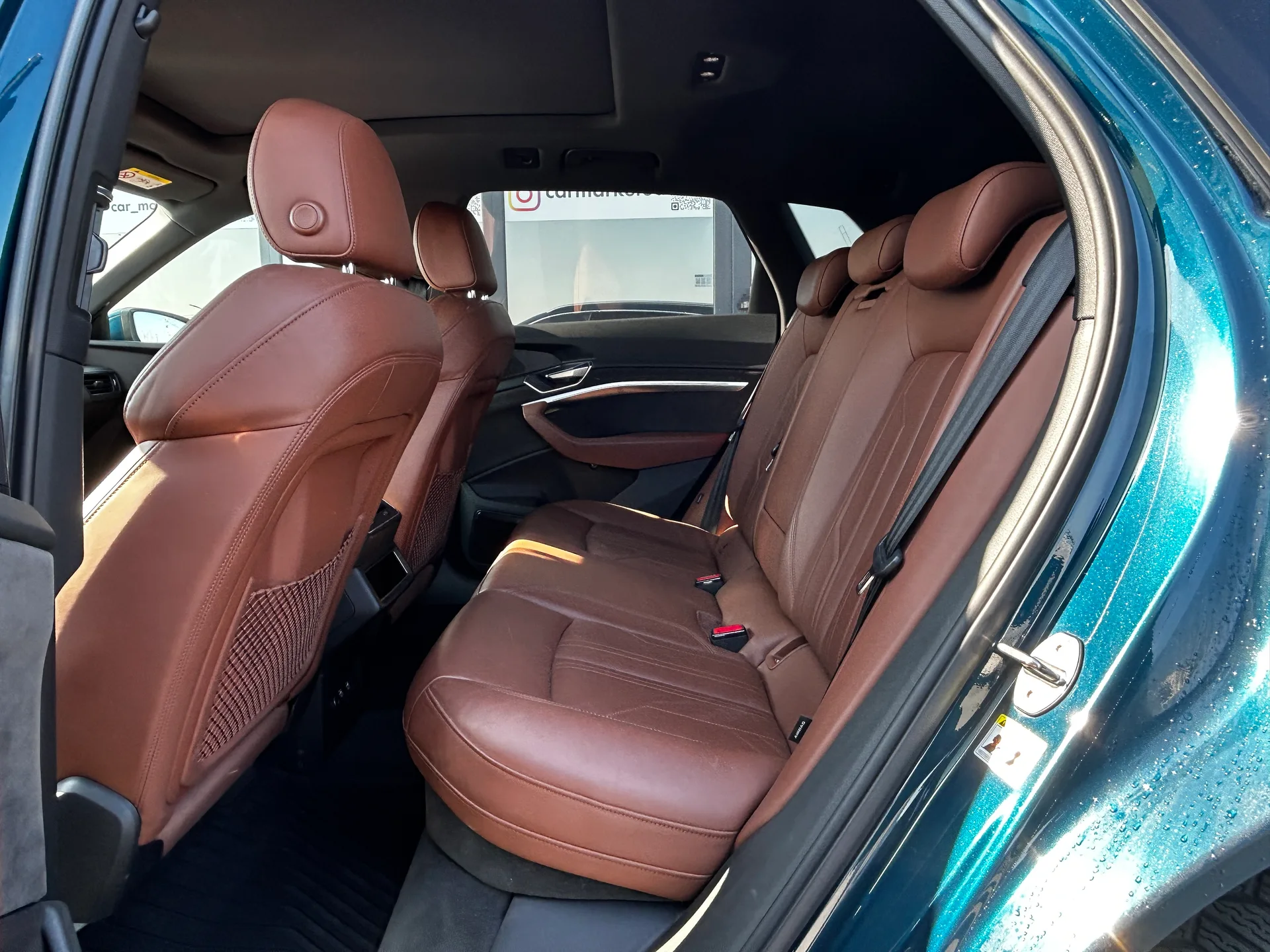 Audi e-tron — фото 7