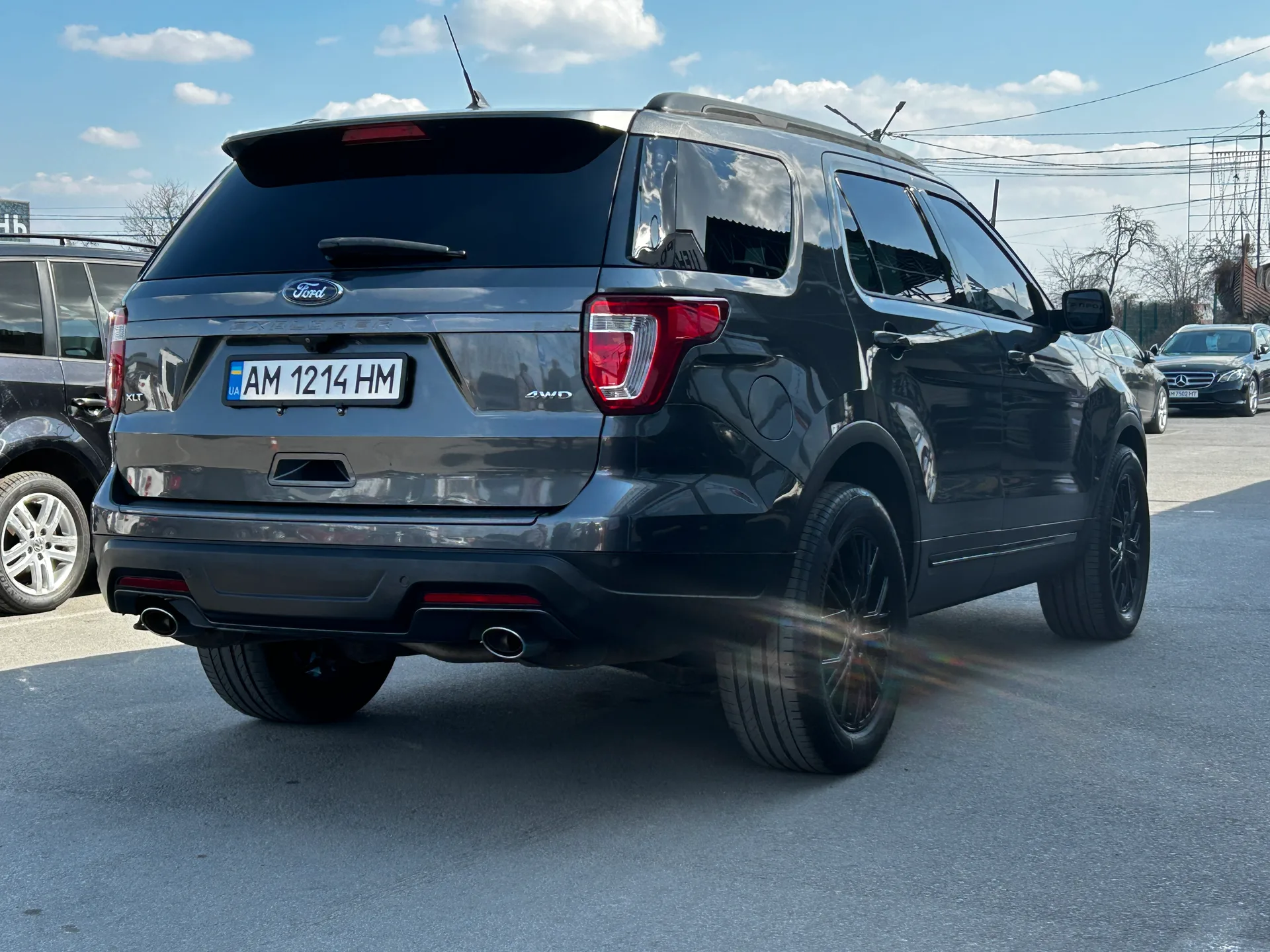 Ford Explorer — фото 3