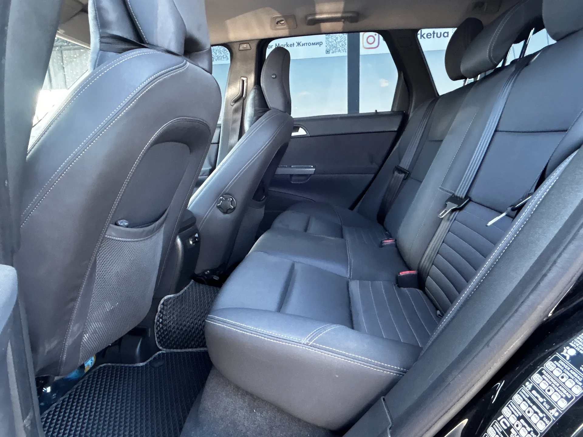 Volvo V50 — фото 7